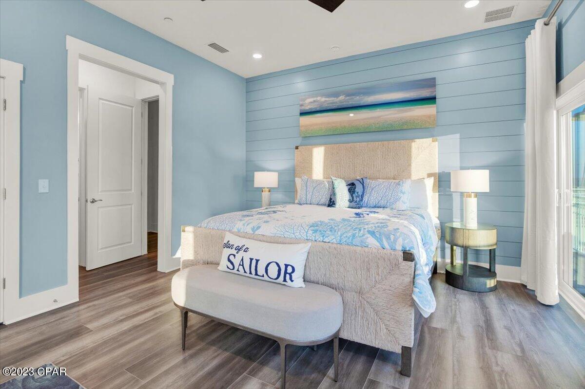 Listing photo id 33 for 13659 Front Beach Road