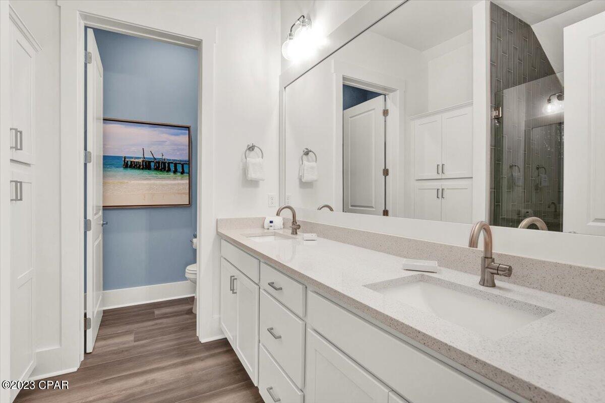 Listing photo id 34 for 13659 Front Beach Road