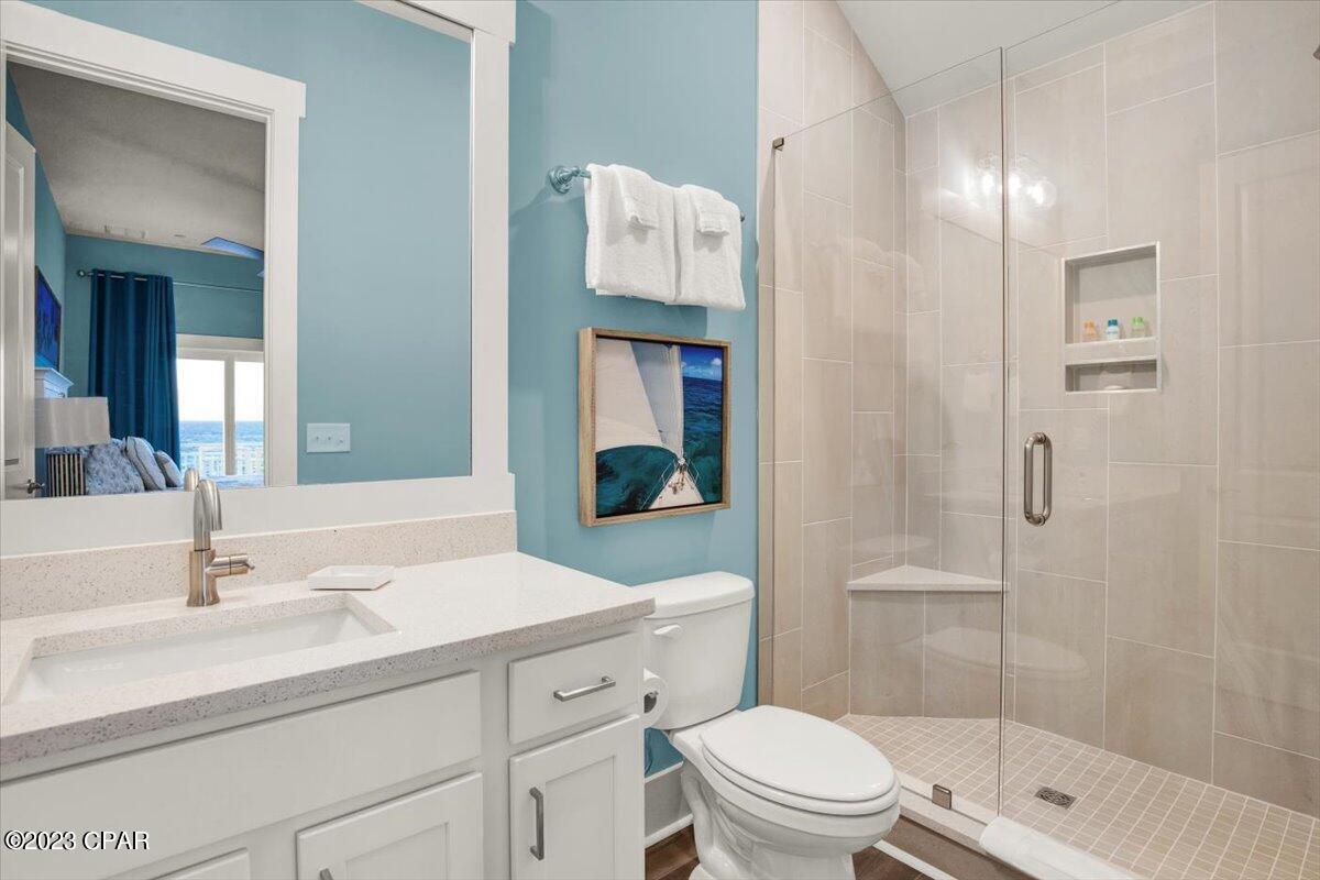 Image 36 For 13659 Front Beach Road