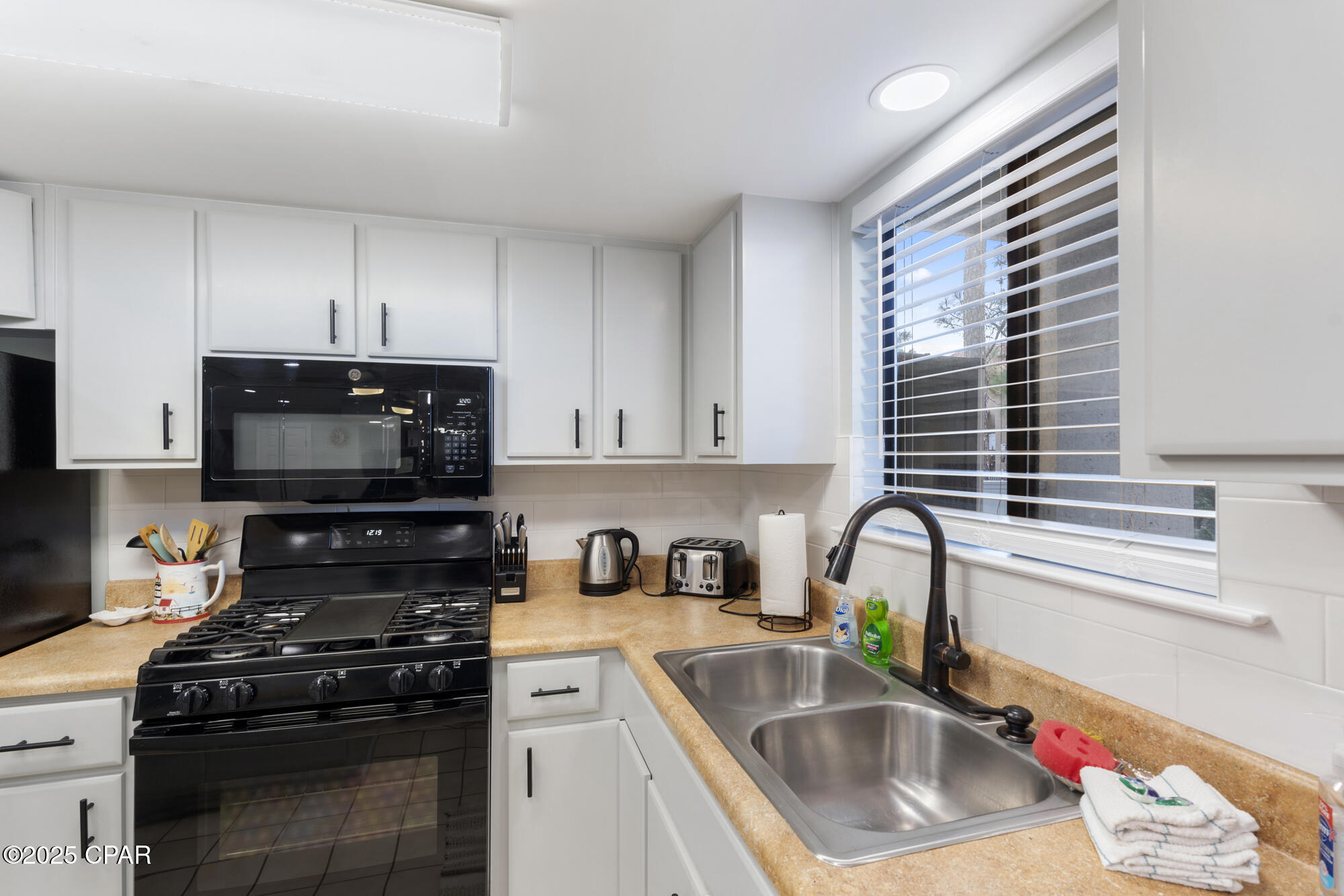 Image 9 For 128 White Sandy Drive