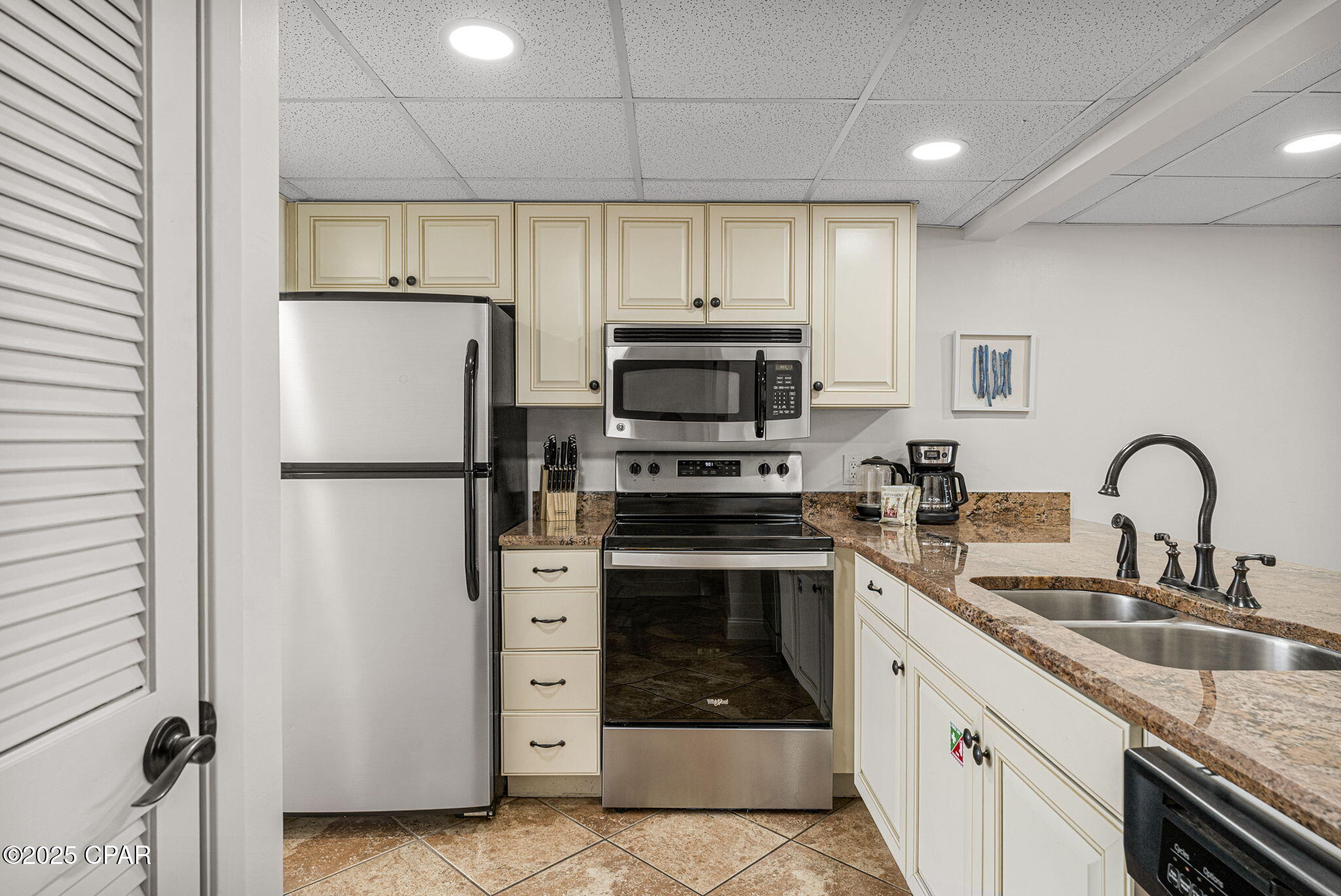 Image 6 For 11347 Front Beach Road 411