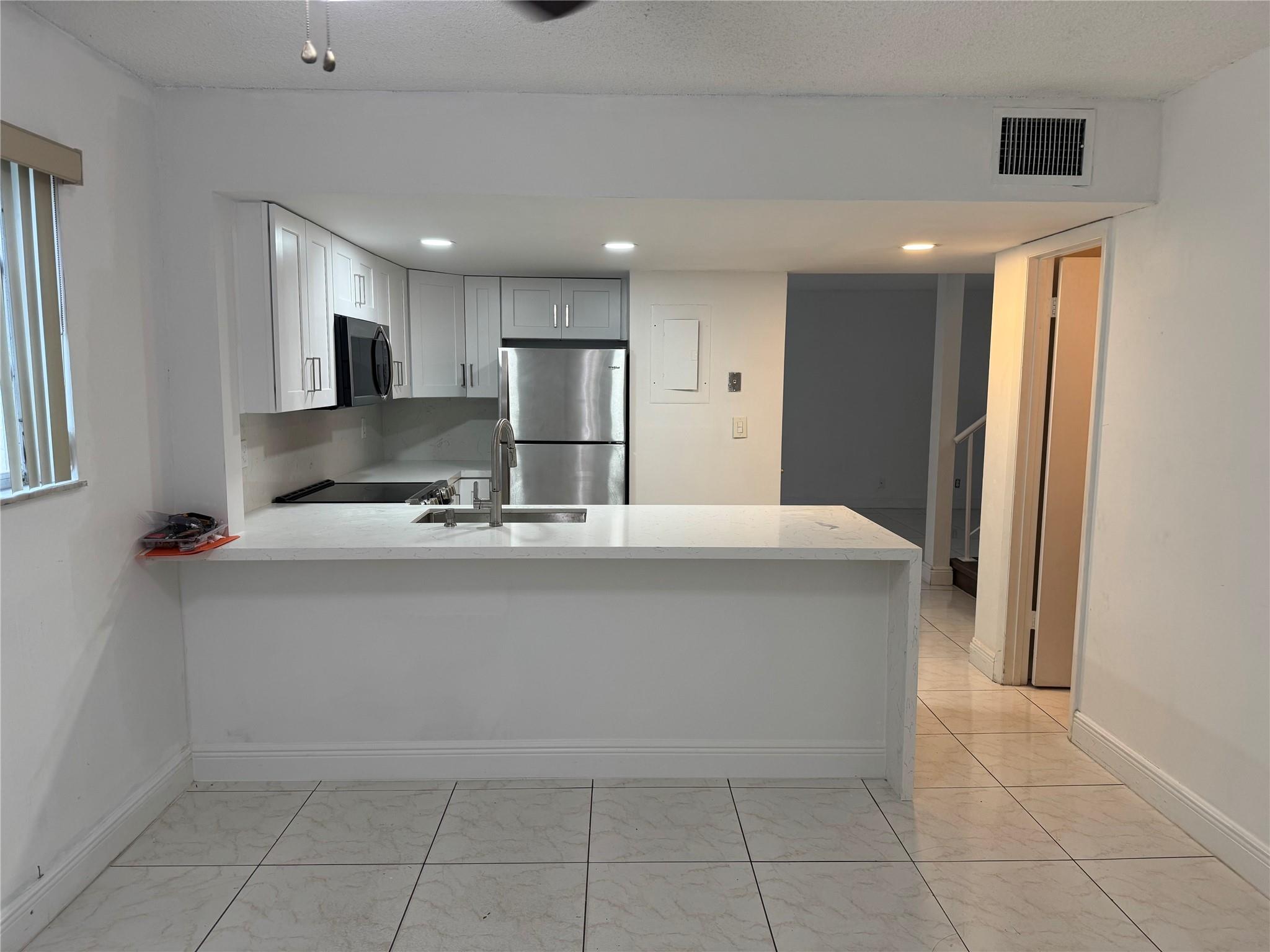 Homes for sale in Tamarac, FL | 8031 Lagos De Campo Blvd #L-3, Tamarac, FL 33321 | MLS# F10521257