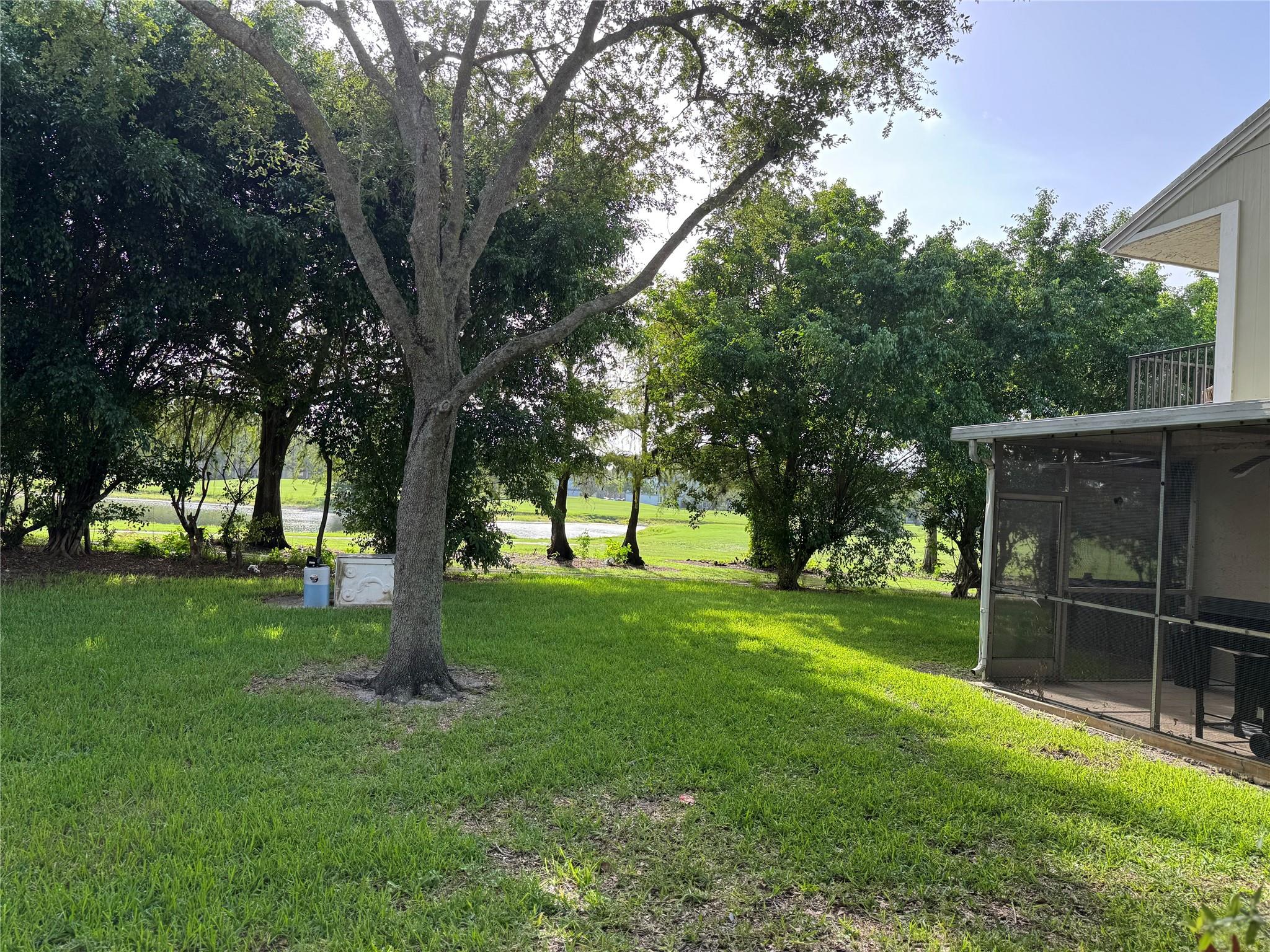 Homes for sale in Tamarac, FL | 8031 Lagos De Campo Blvd #L-3, Tamarac, FL 33321 | MLS# F10521257