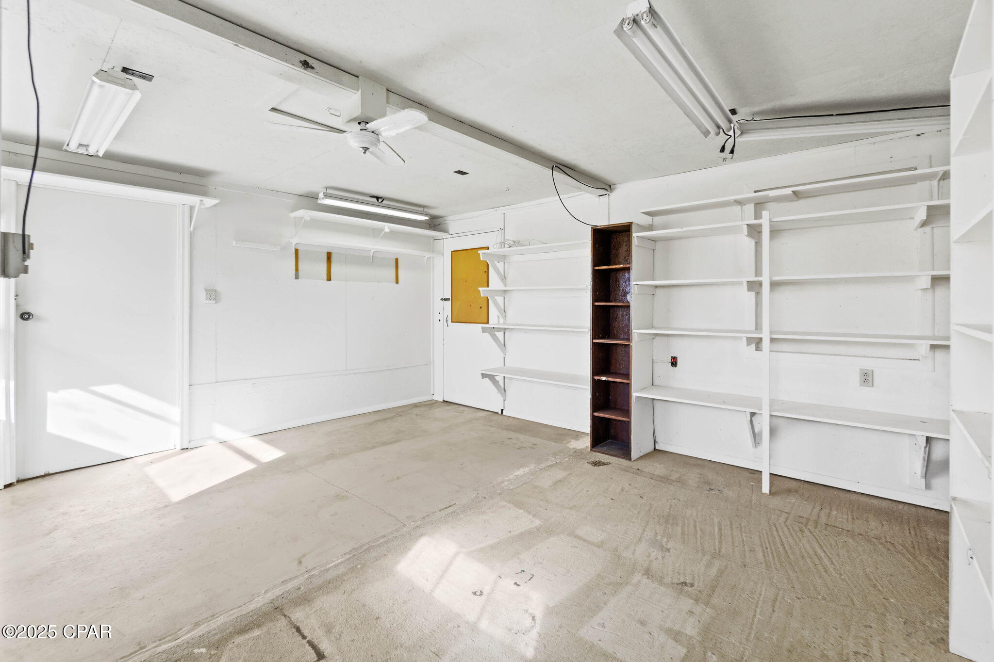 Image 16 For 1370 Jackson Avenue