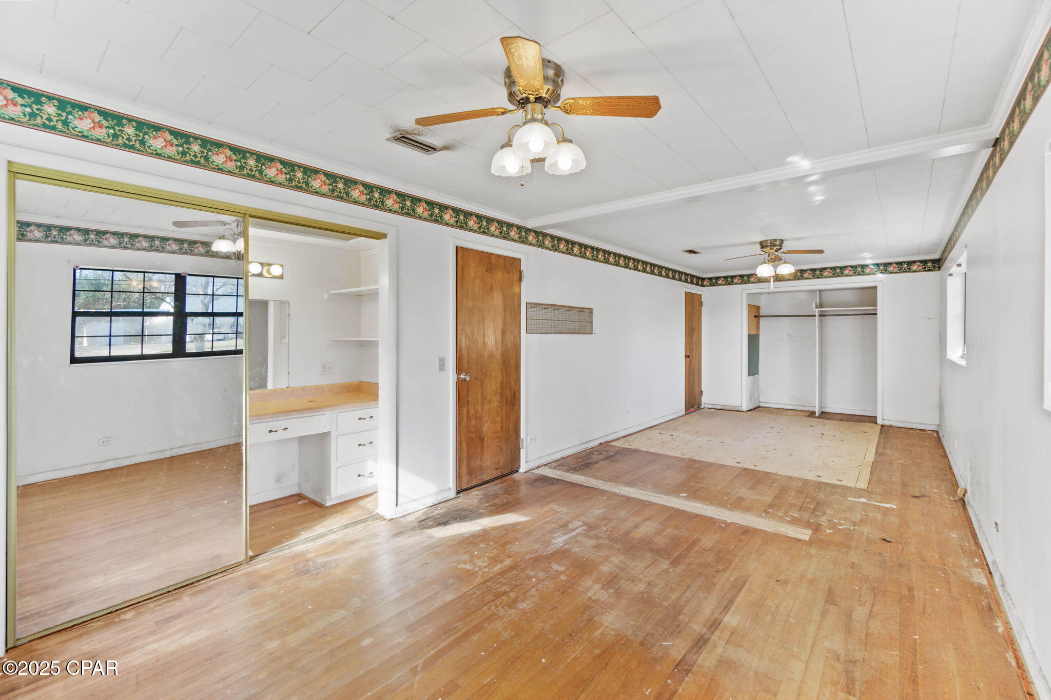 Image 21 For 1370 Jackson Avenue