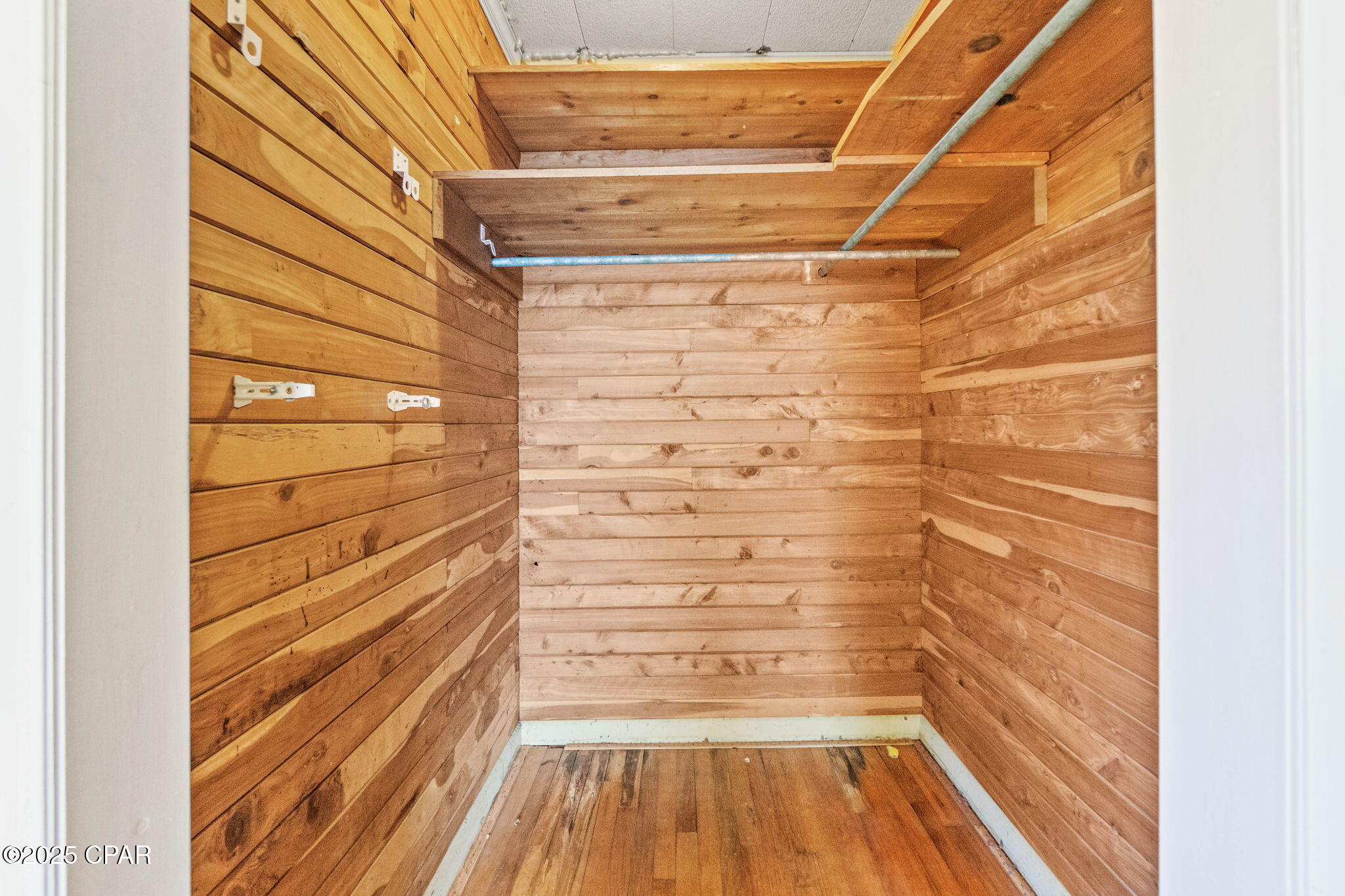 Image 23 For 1370 Jackson Avenue