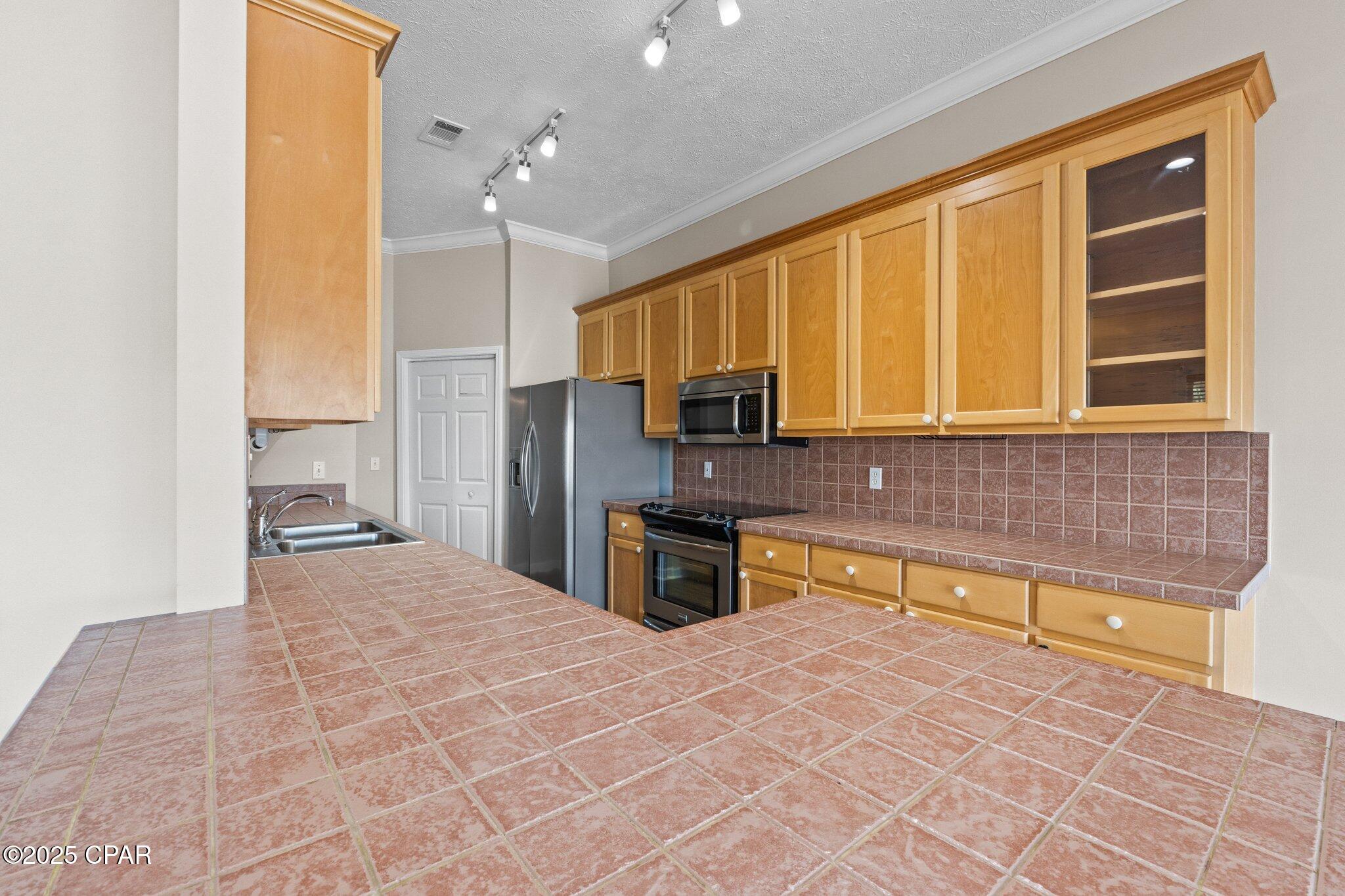 Image 10 For 5116 Blue Harbor Drive