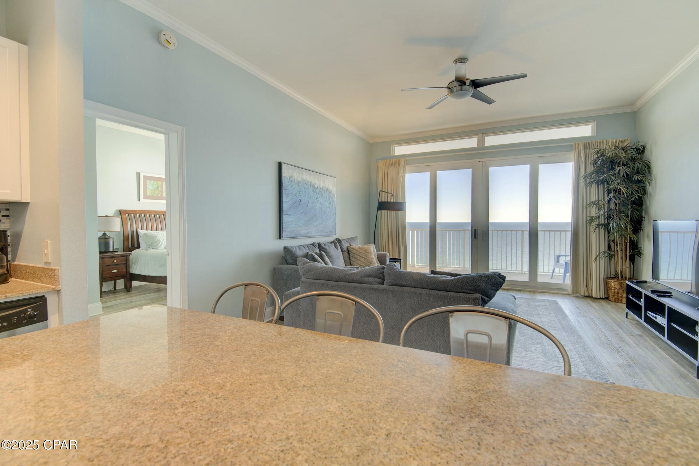 Image 5 For 9860 Thomas Drive 2111