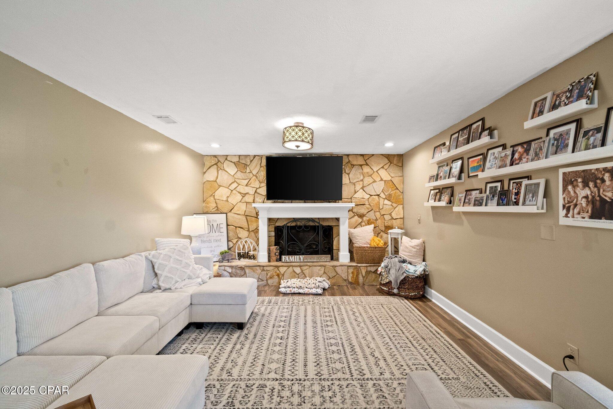 Image 52 For 2242 Highway 231