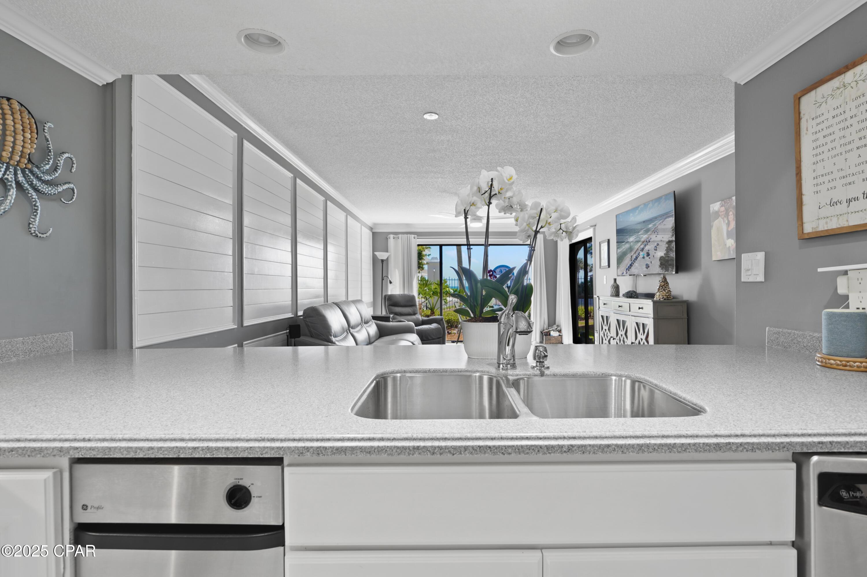 Image 22 For 520 Richard Jackson Boulevard 3305