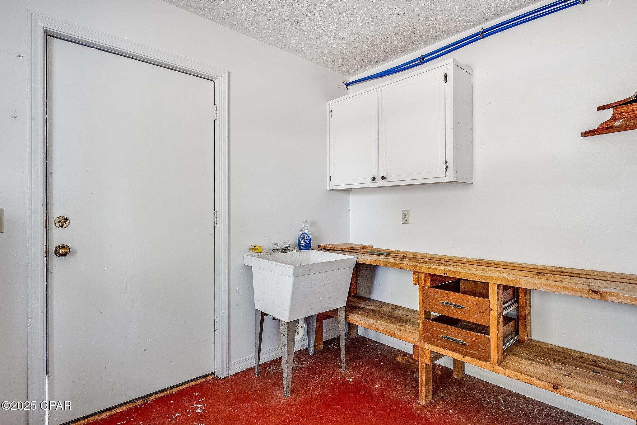 Image 42 For 7552 Coleridge Road