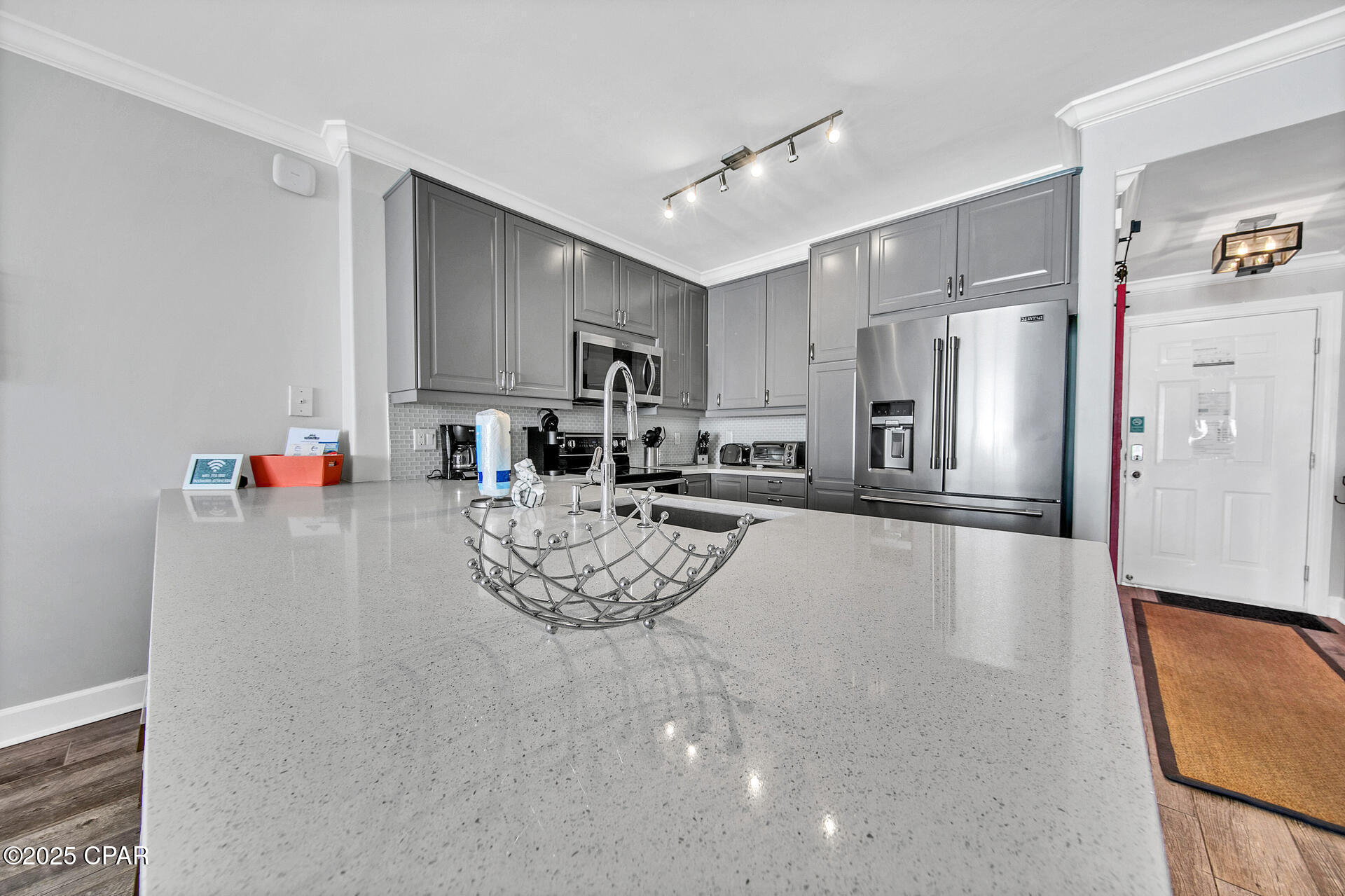 Image 10 For 10519 Front Beach  1802b