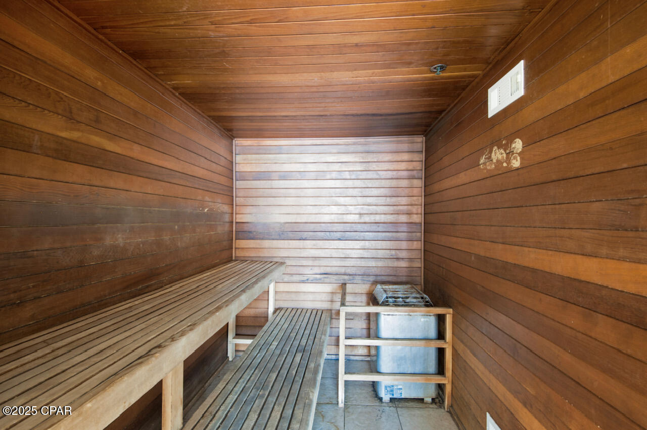 Image 27 For 10519 Front Beach  1802b