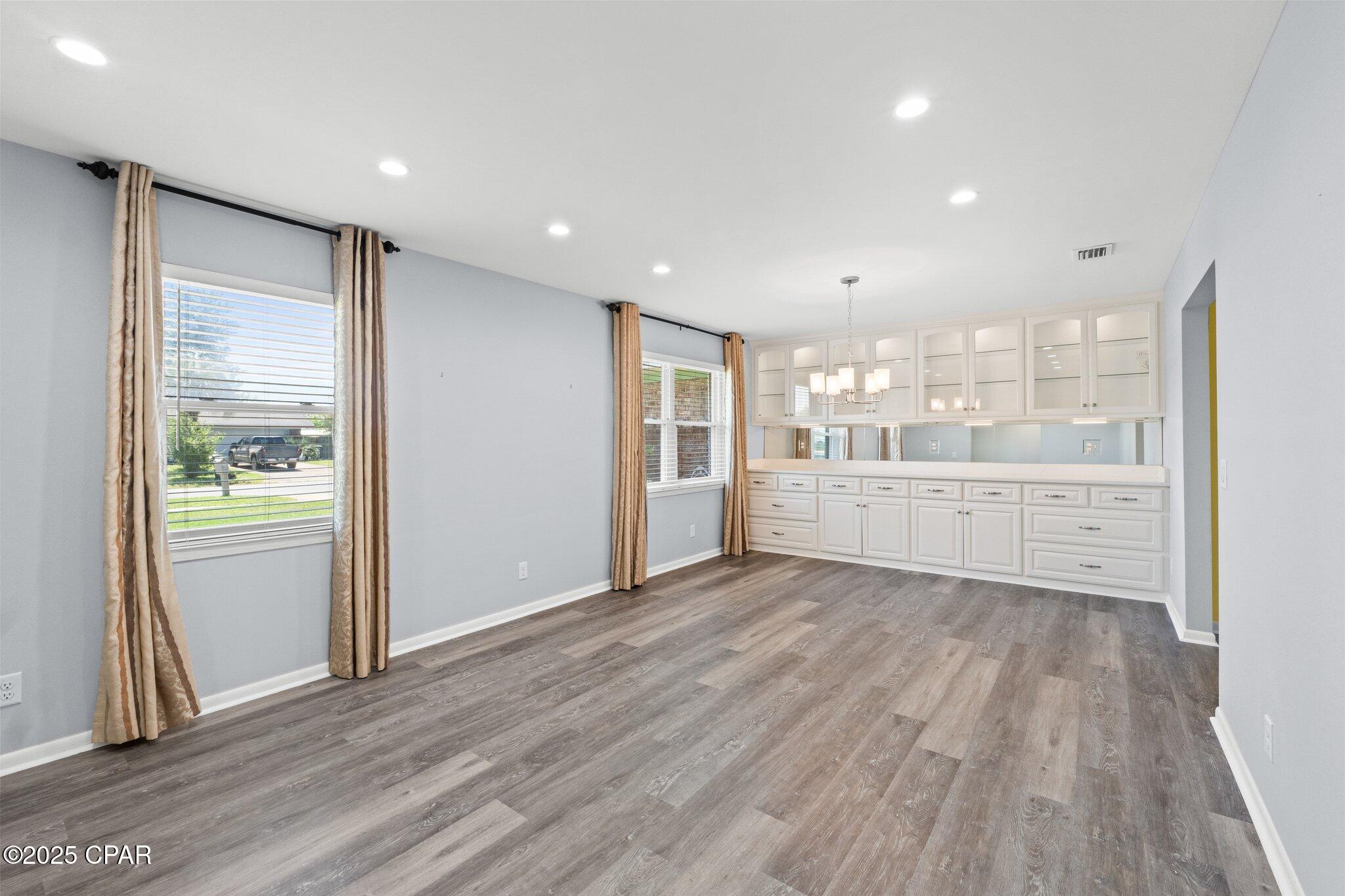 Image 11 For 326 Moore Drive