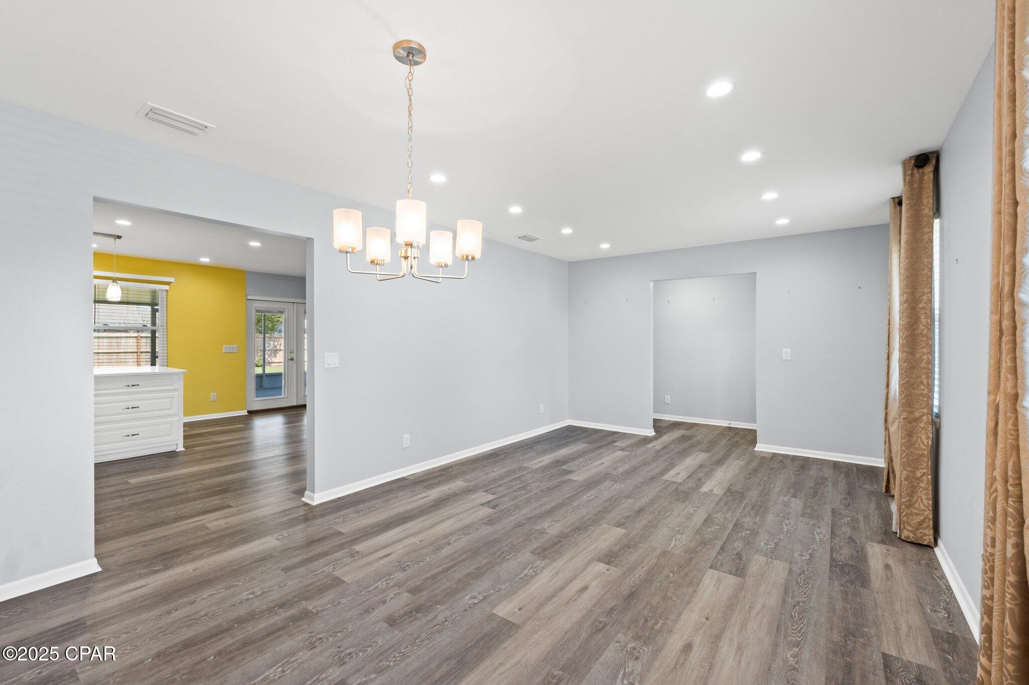 Image 12 For 326 Moore Drive