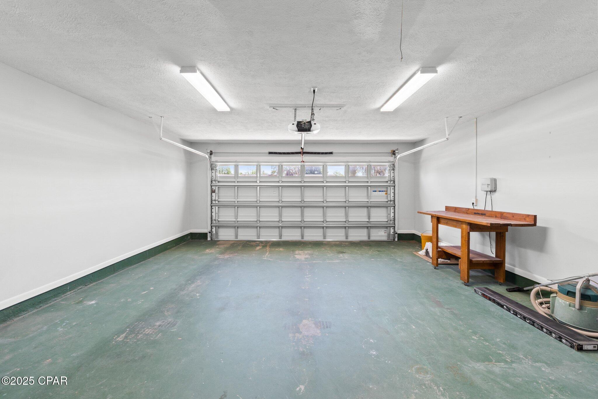 Image 47 For 326 Moore Drive