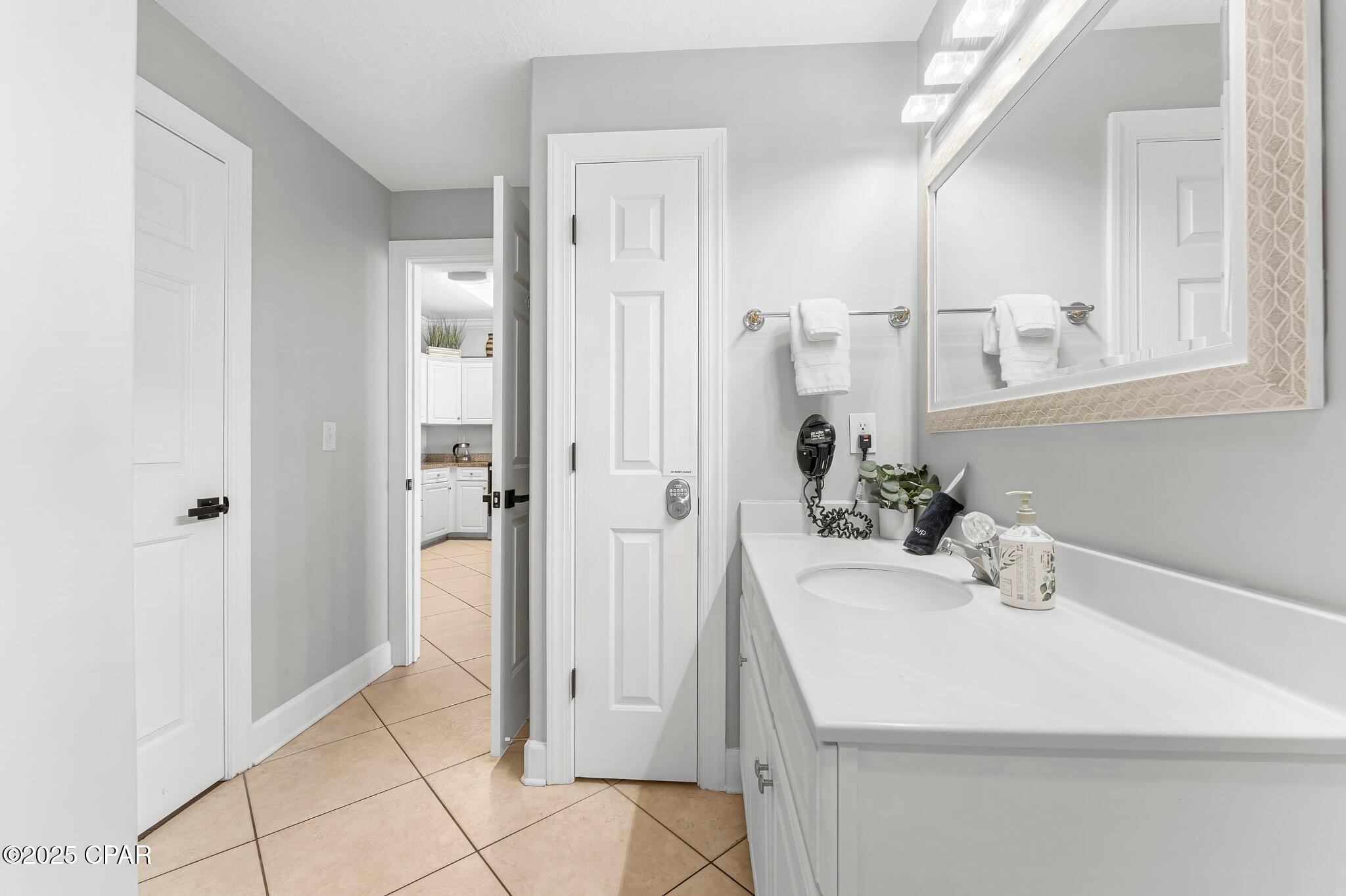 Image 14 For 10519 Front Beach Road 2204b