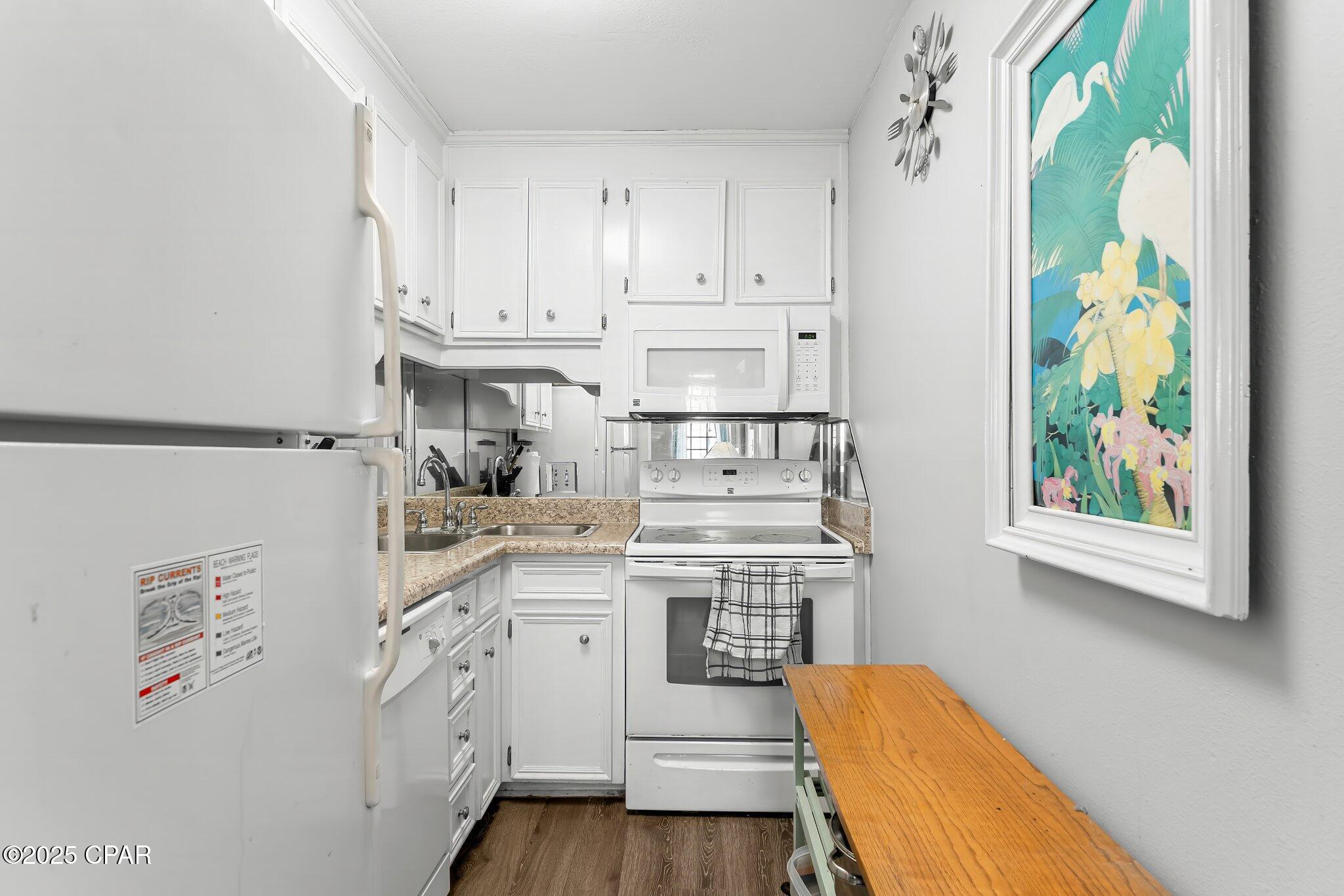 Image 12 For 17462 Front Beach Road 83b