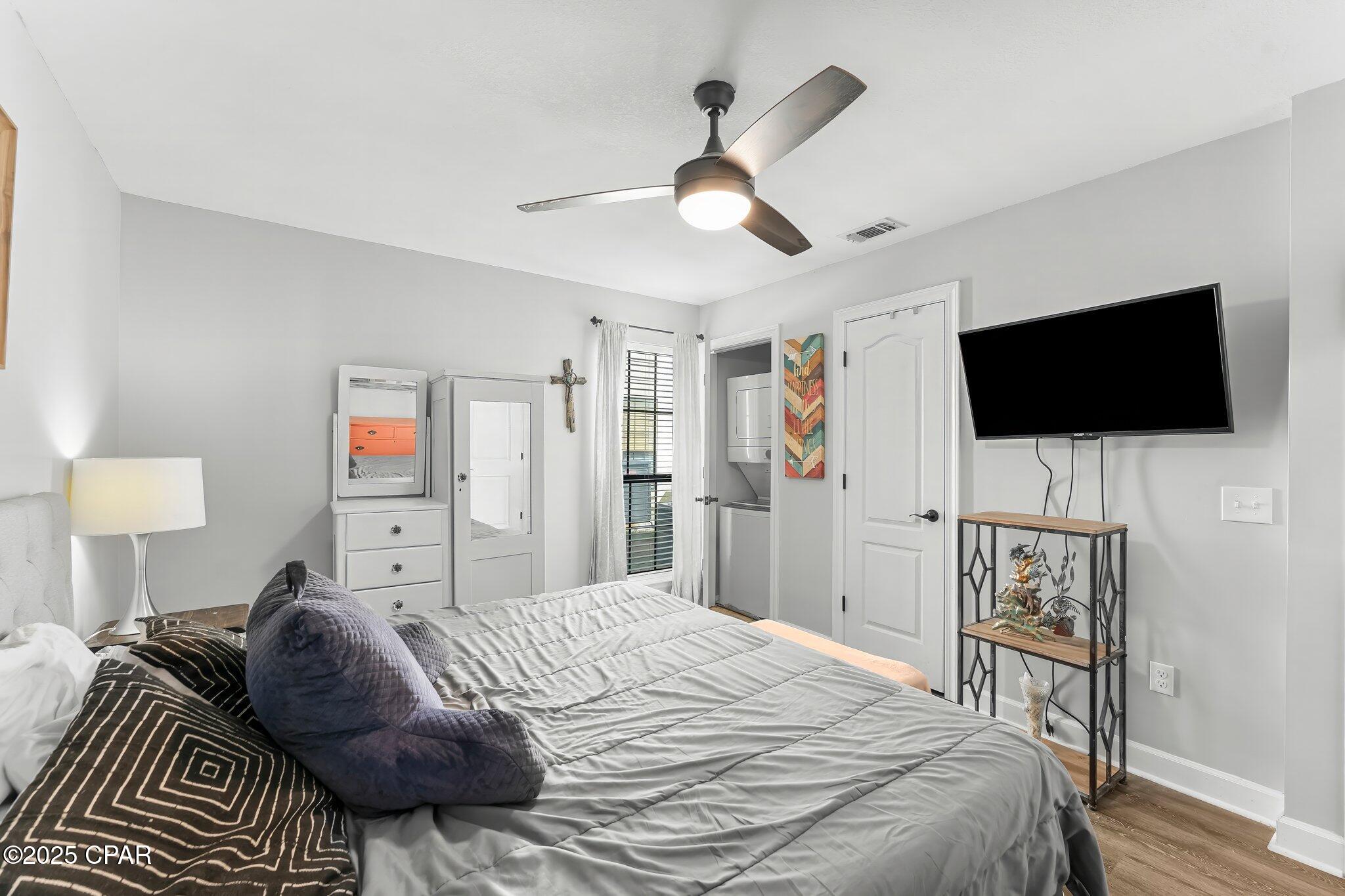 Image 17 For 17462 Front Beach Road 83b