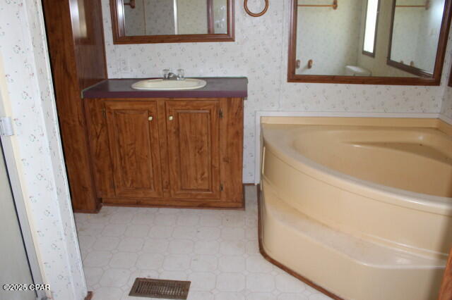 Image 49 For 5929 Nichols Road