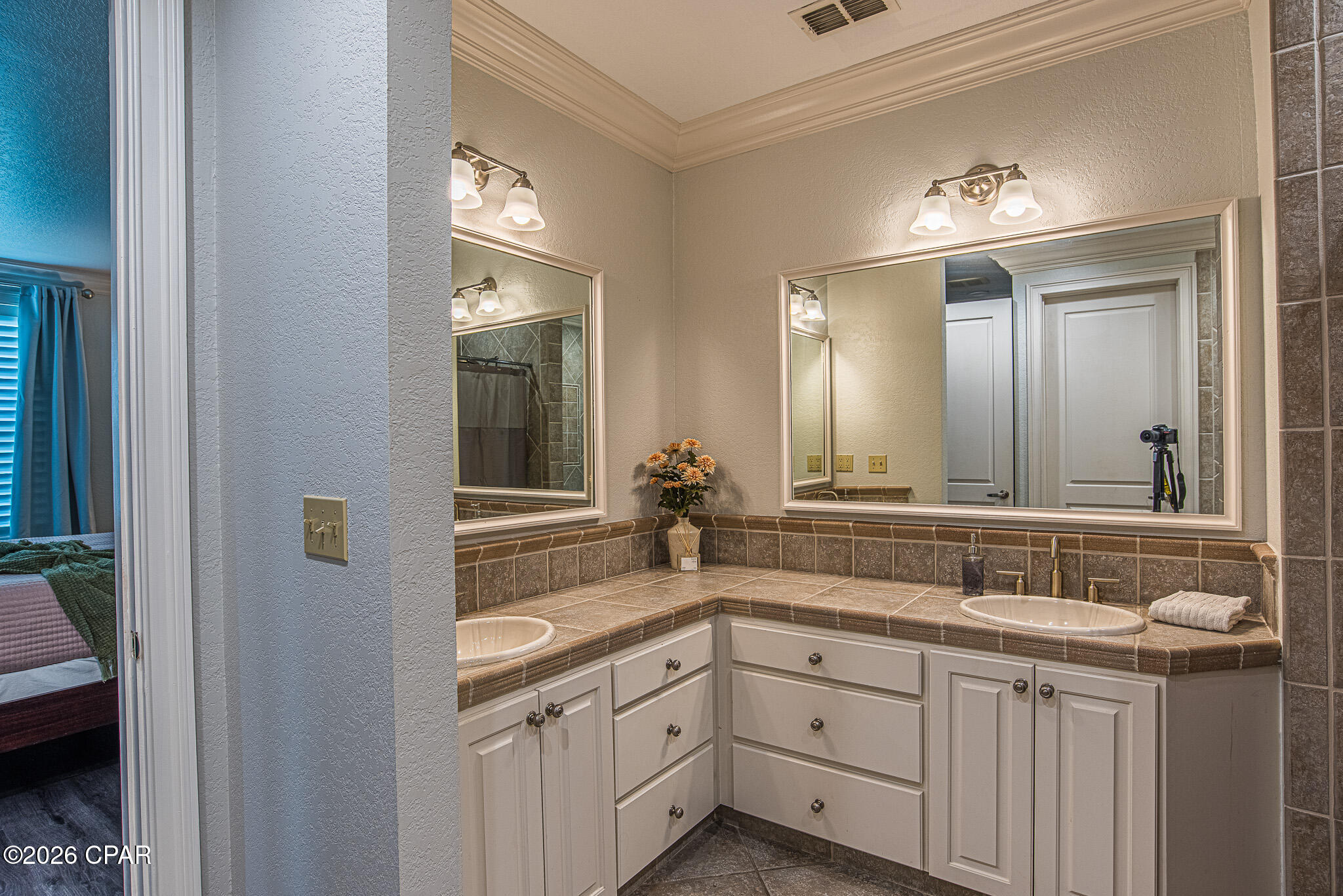 Image 21 For 331 Eagles Way 331