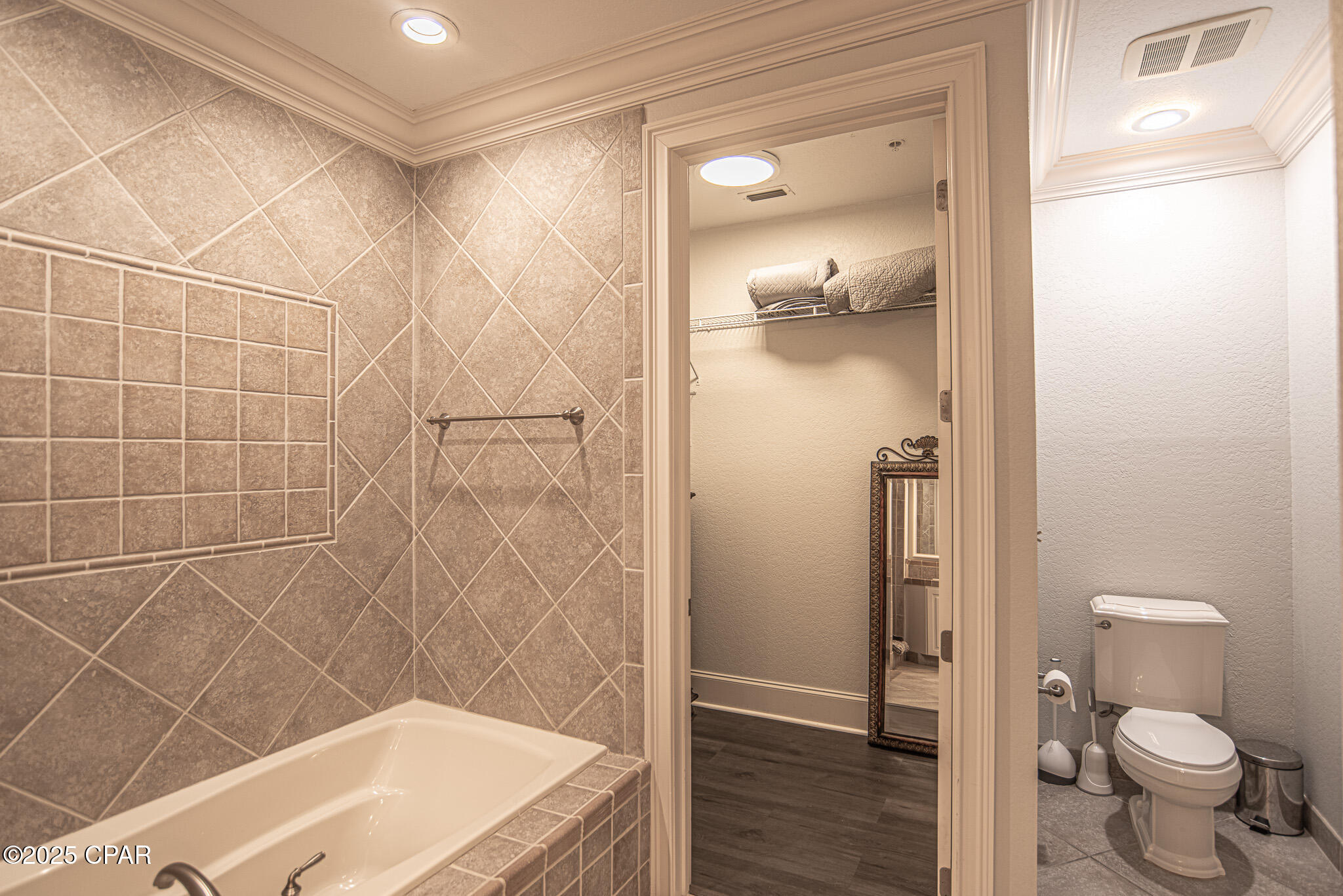 Image 28 For 331 Eagles Way 331