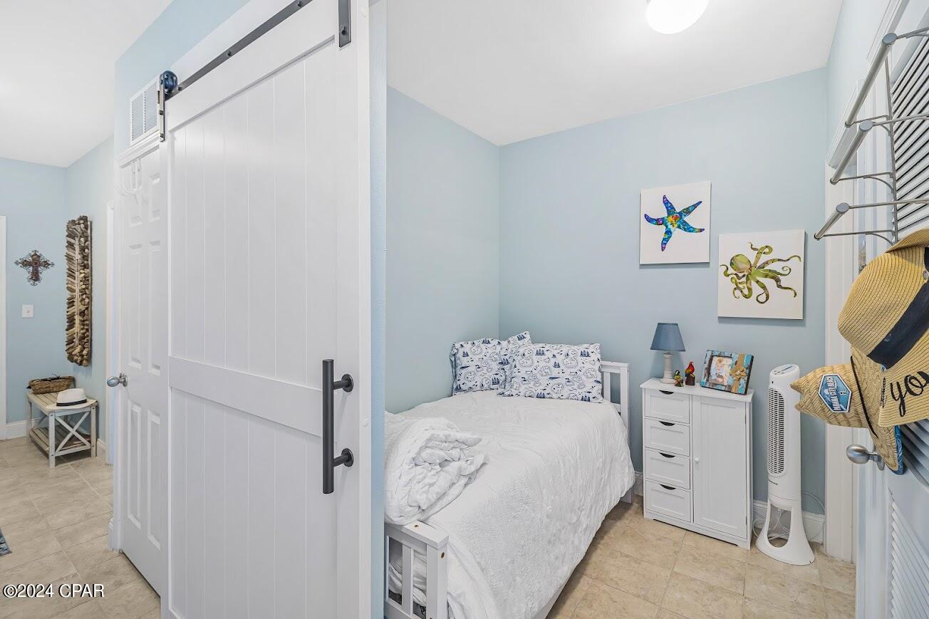 Image 10 For 9860 Thomas Drive 2014