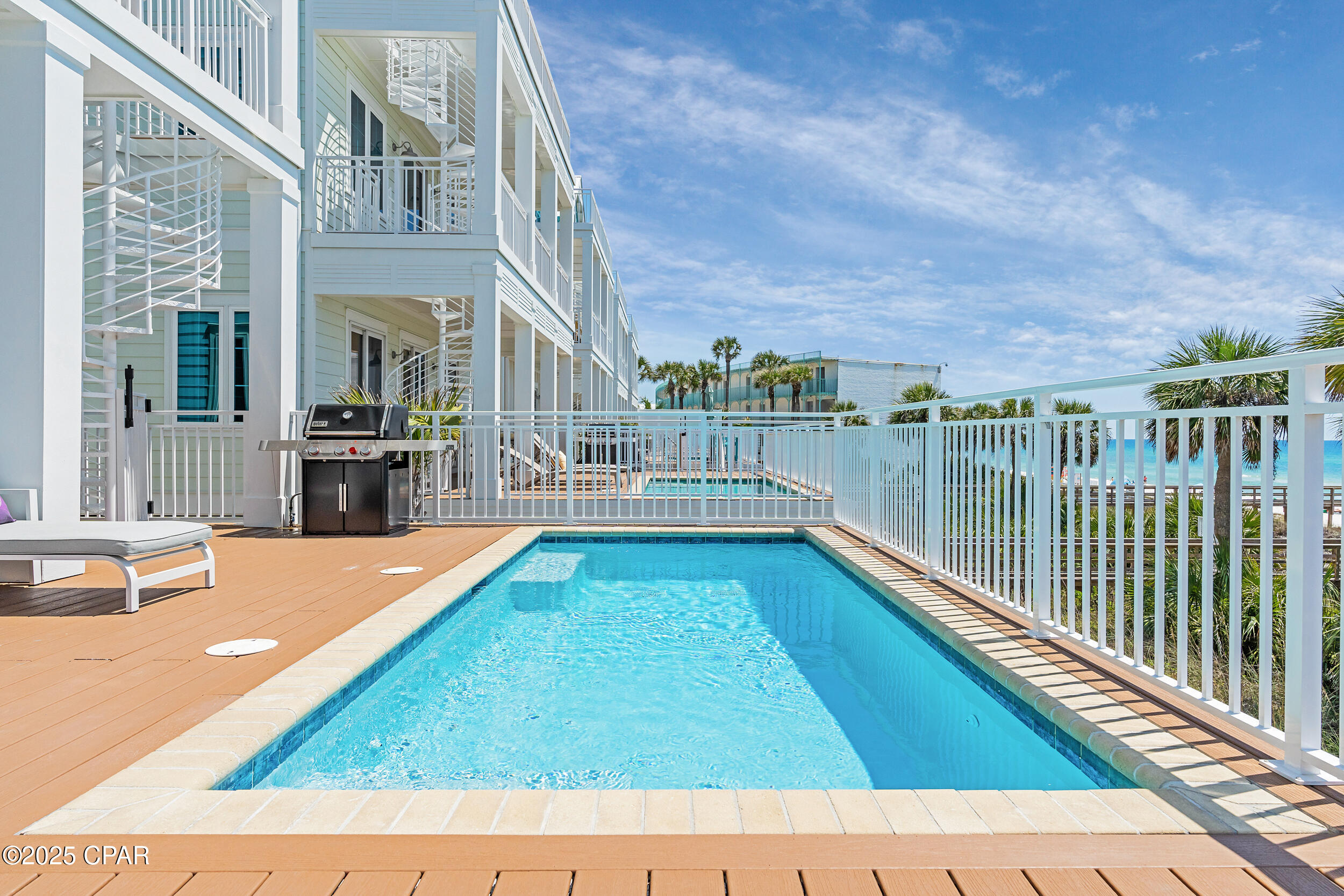 Listing photo id 23 for 13643 Front Beach Road