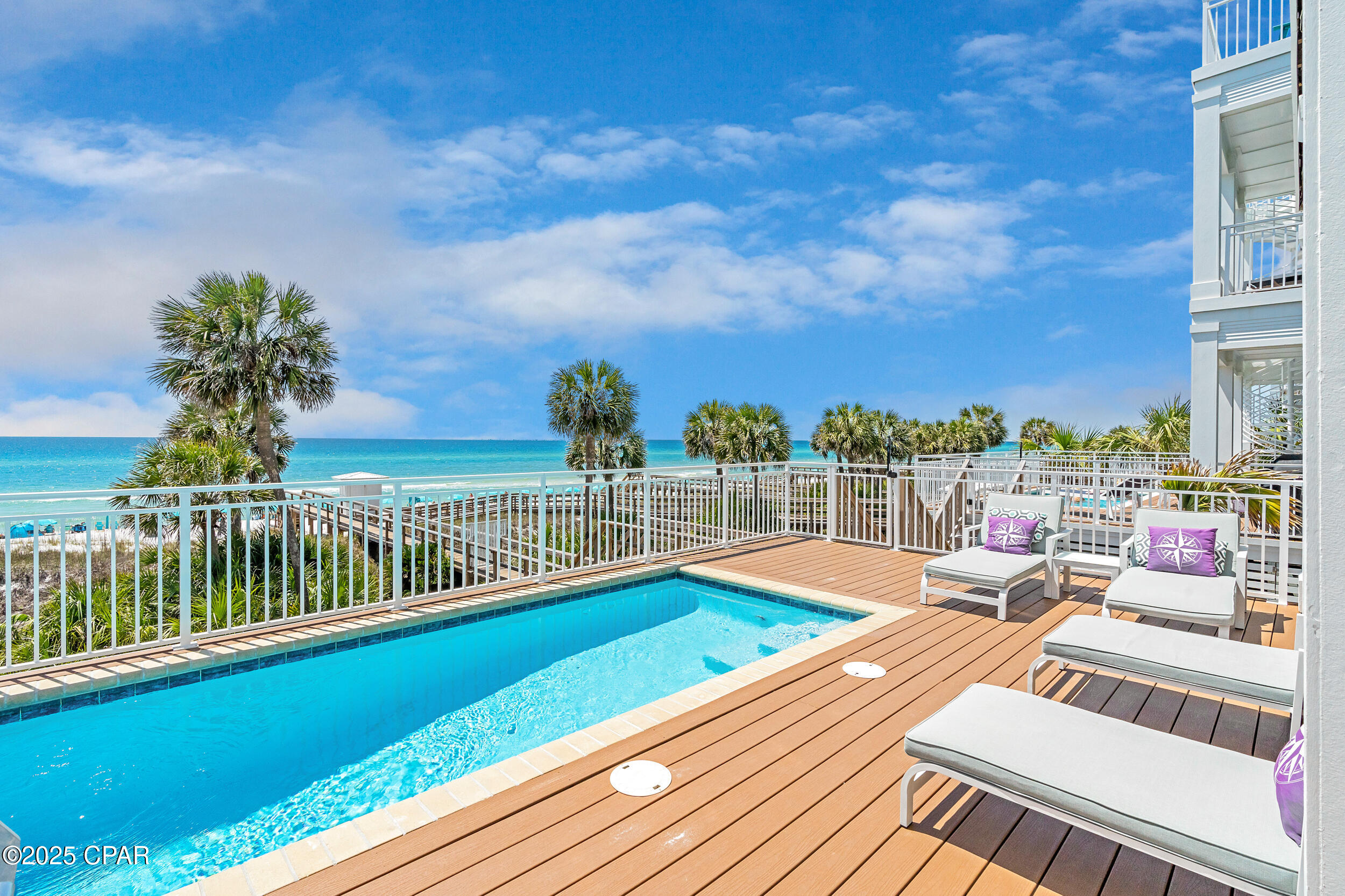 Listing photo id 24 for 13643 Front Beach Road