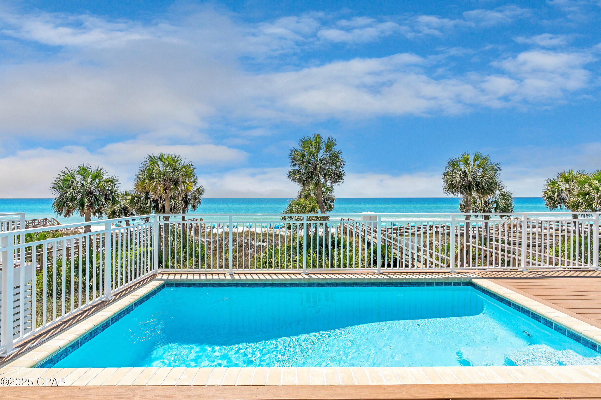 Listing photo id 25 for 13643 Front Beach Road