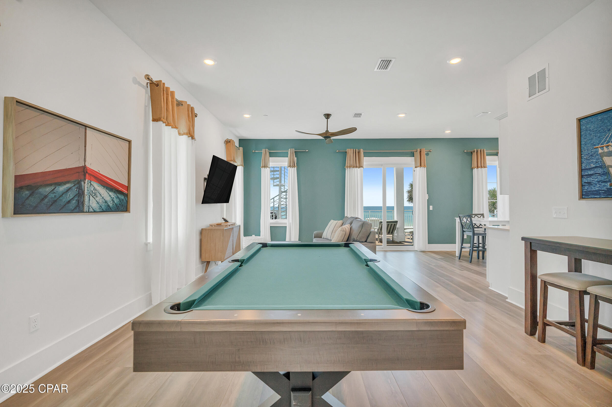 Image 31 For 13643 Front Beach Road