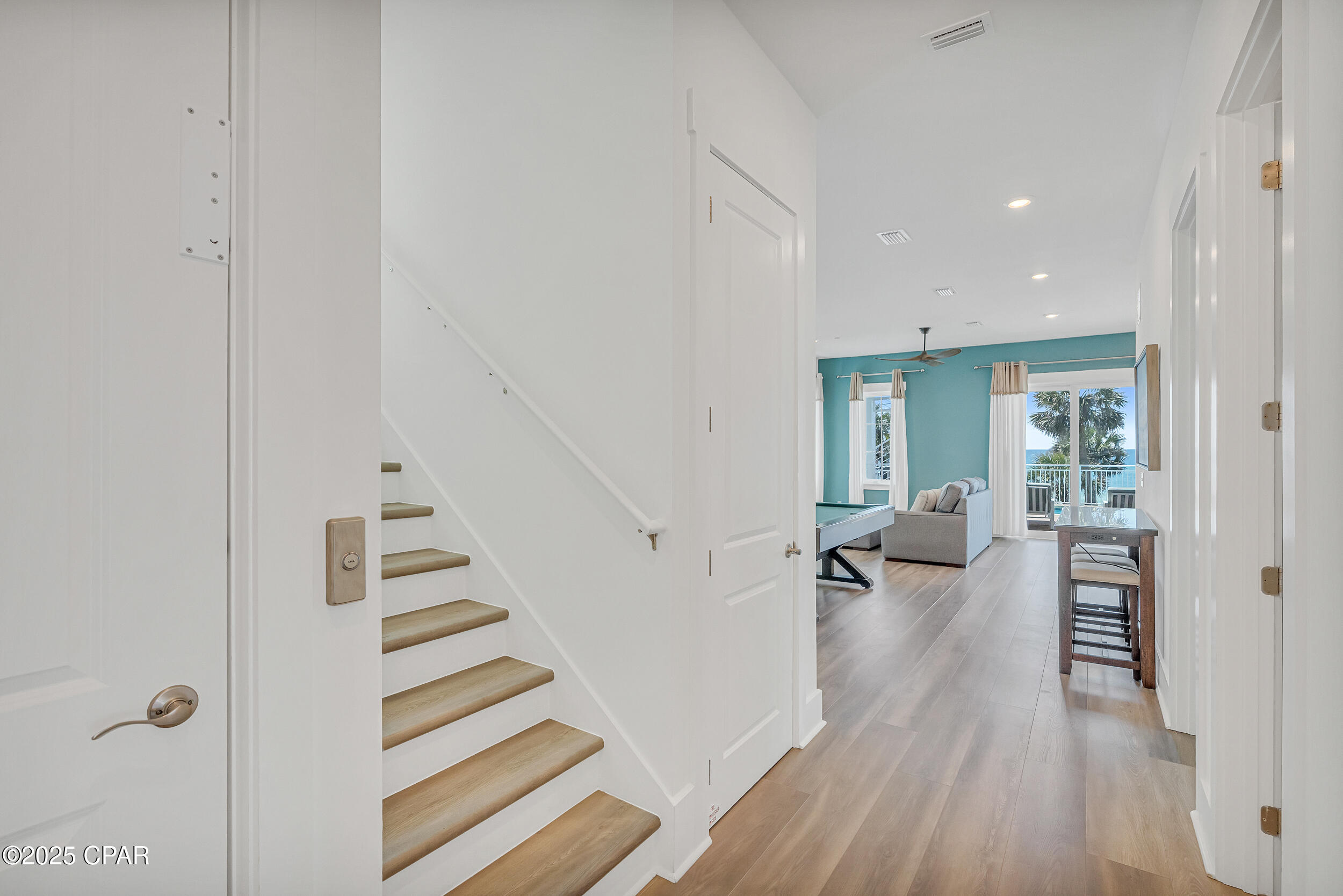 Listing photo id 32 for 13643 Front Beach Road