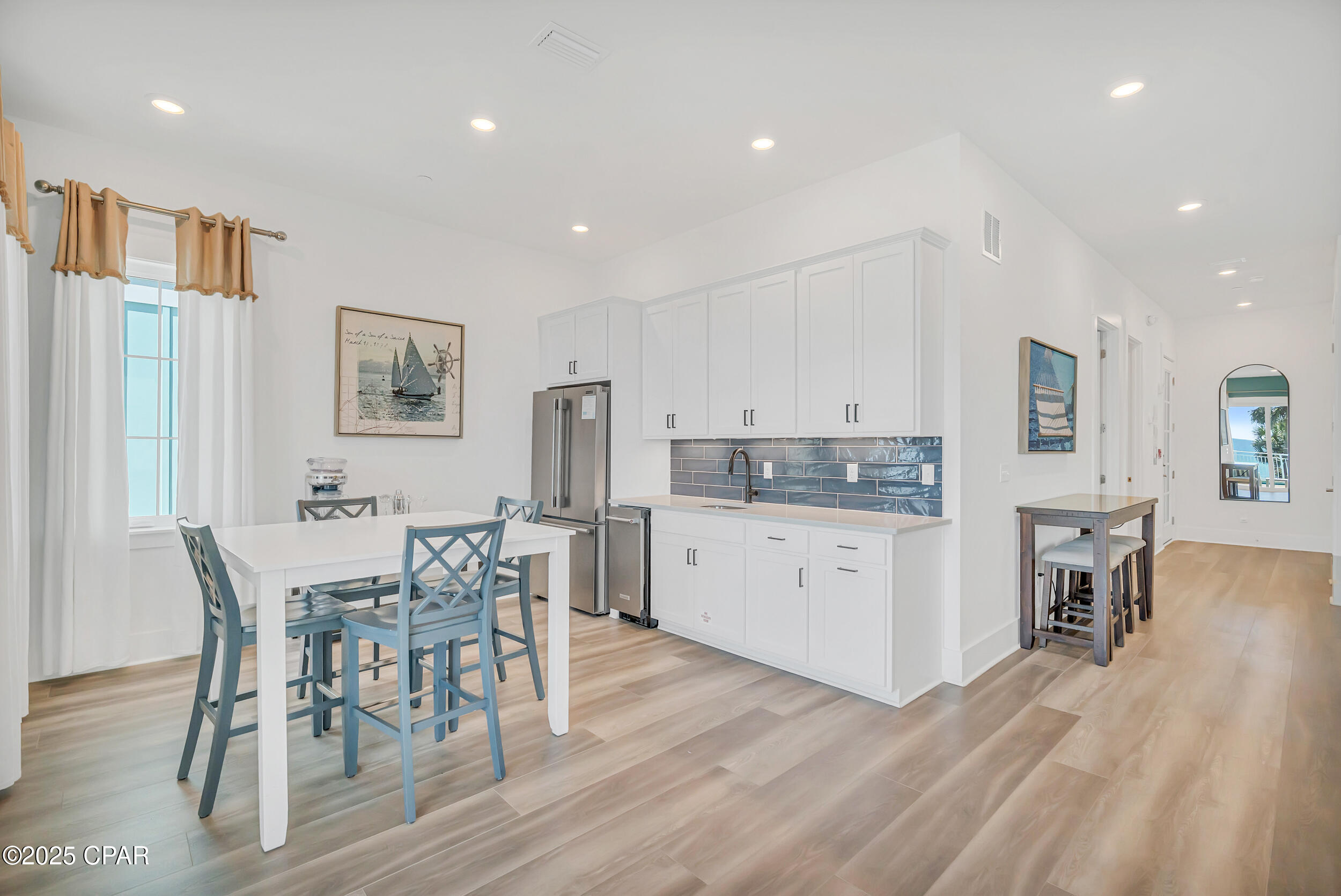 Listing photo id 41 for 13643 Front Beach Road