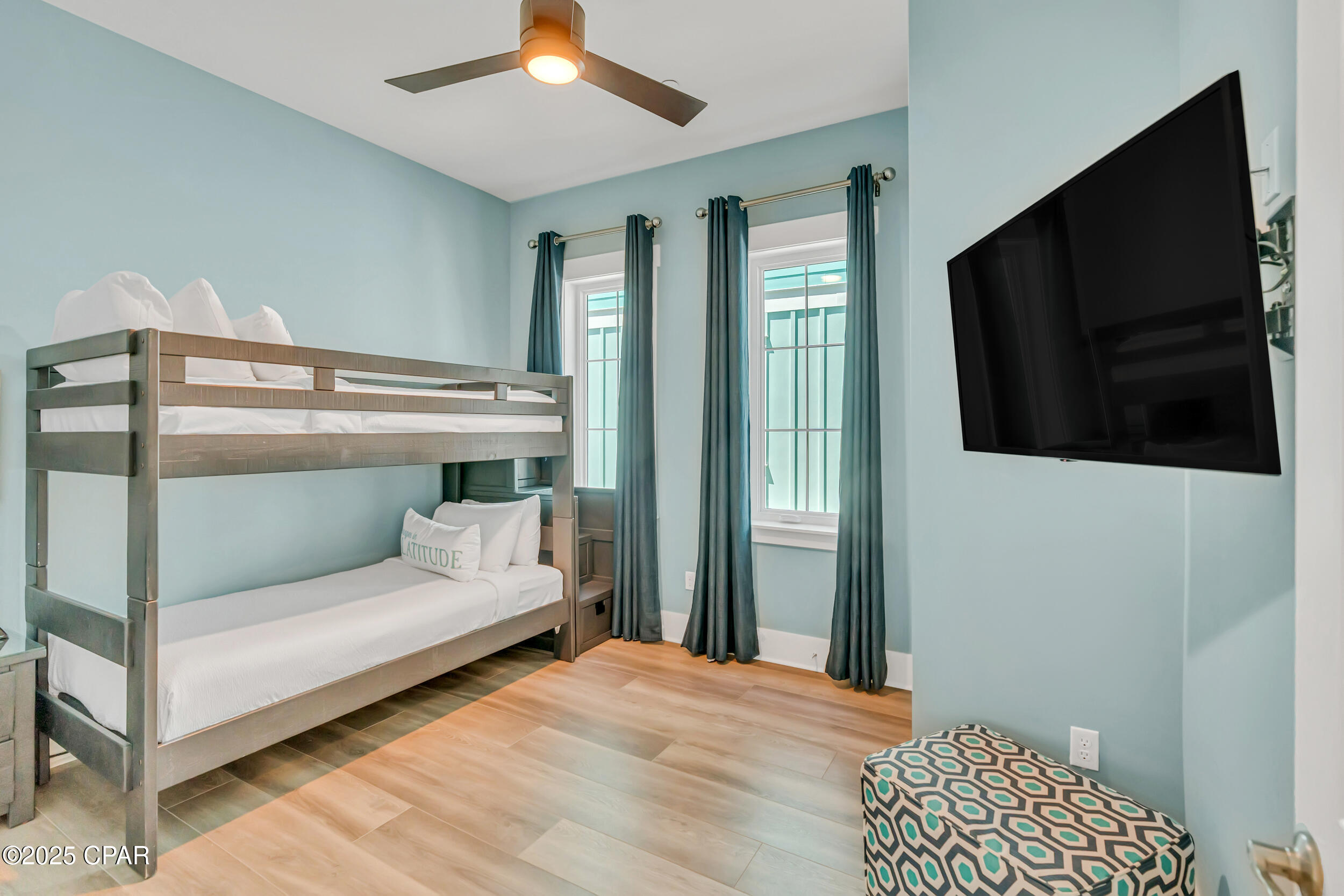 Listing photo id 48 for 13643 Front Beach Road