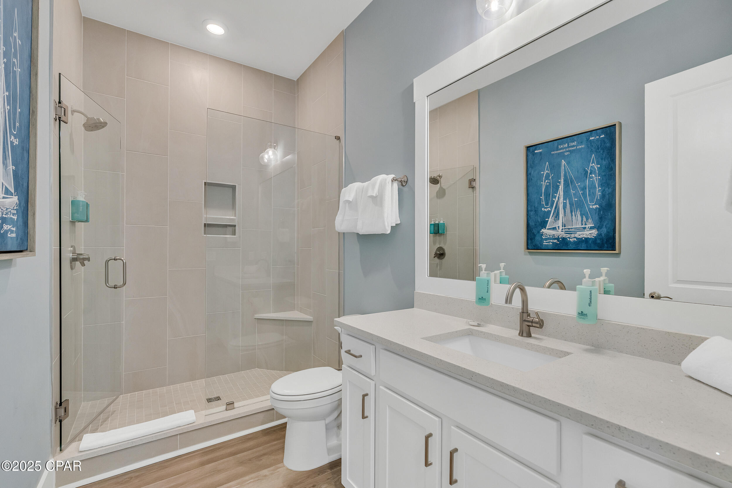 Image 52 For 13643 Front Beach Road