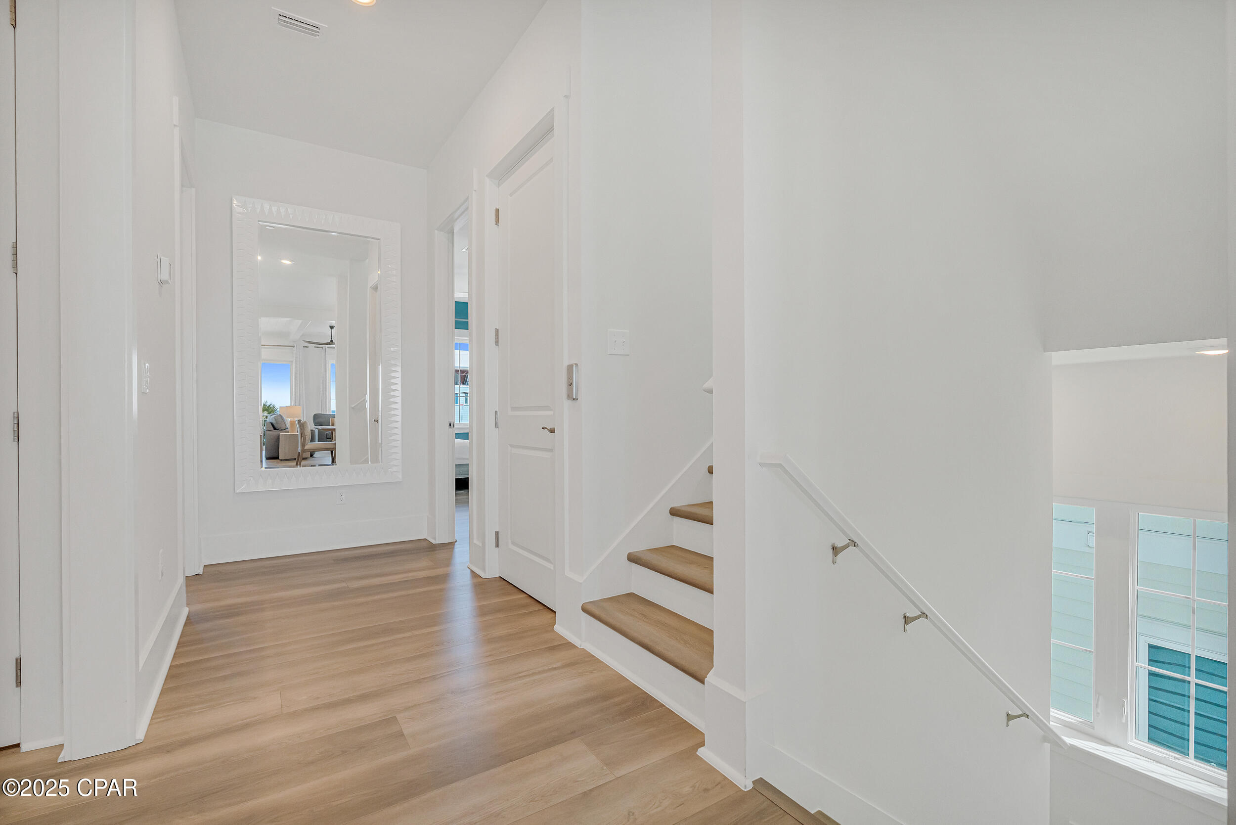 Listing photo id 61 for 13643 Front Beach Road