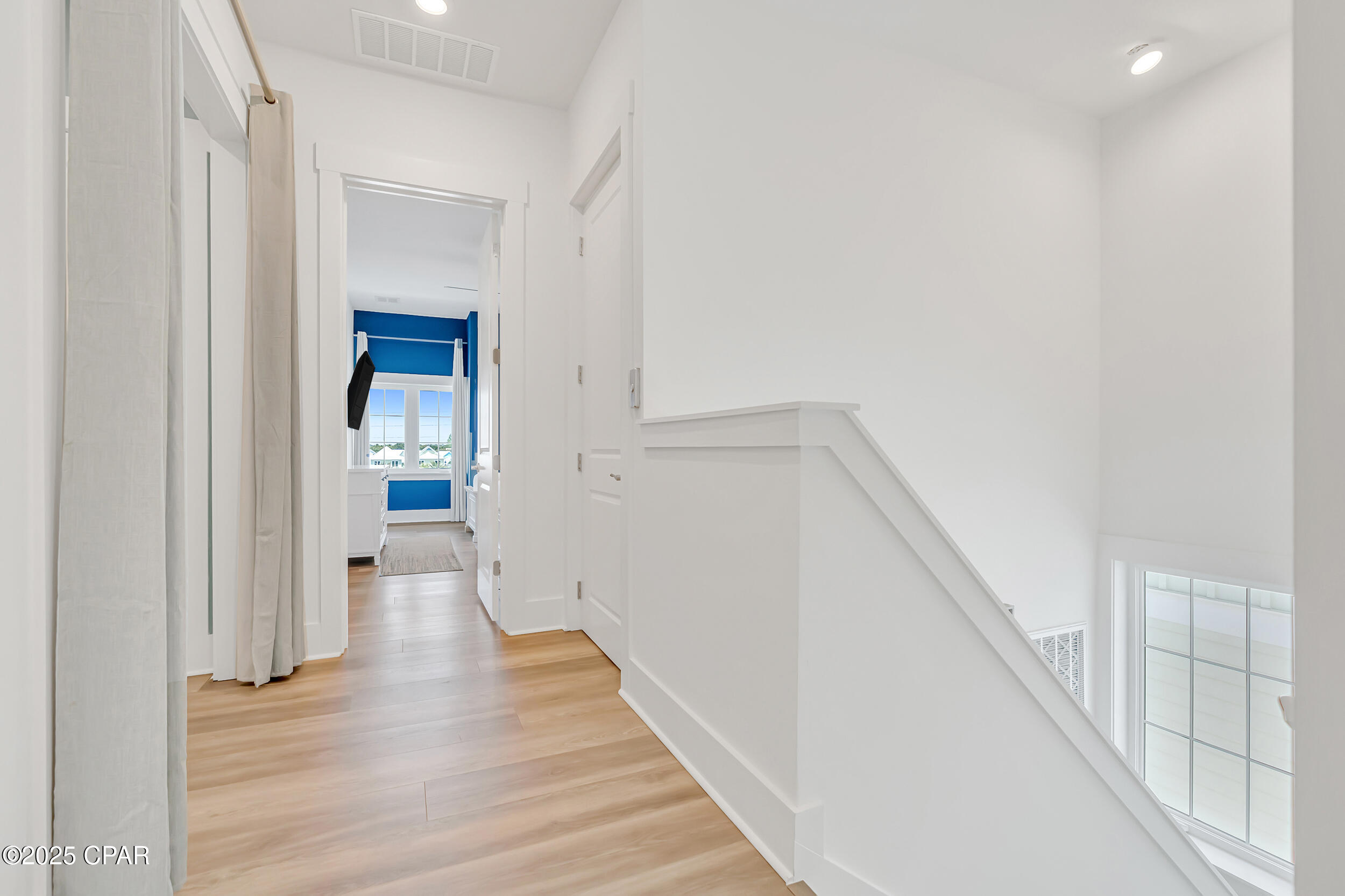 Listing photo id 68 for 13643 Front Beach Road