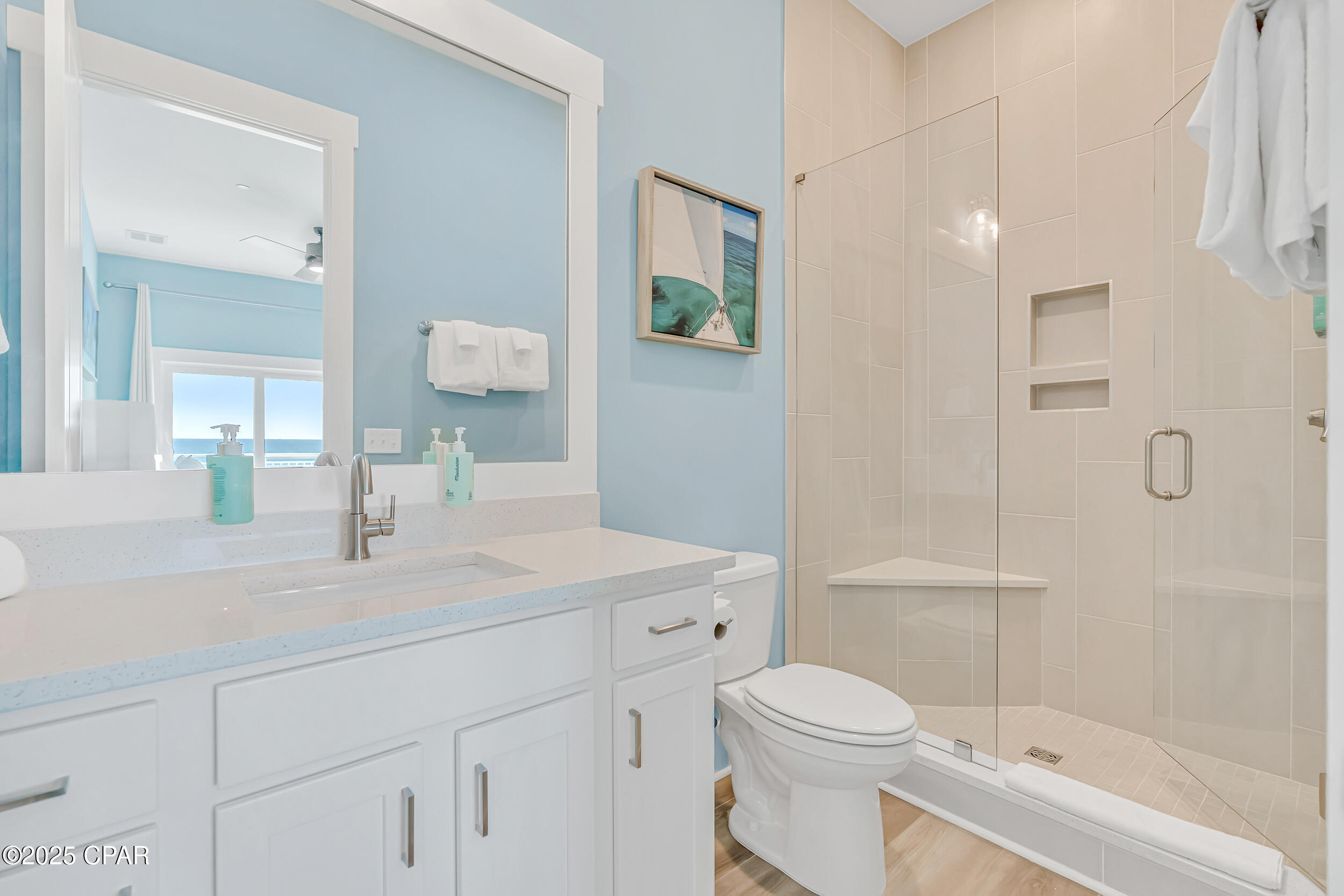 Listing photo id 75 for 13643 Front Beach Road