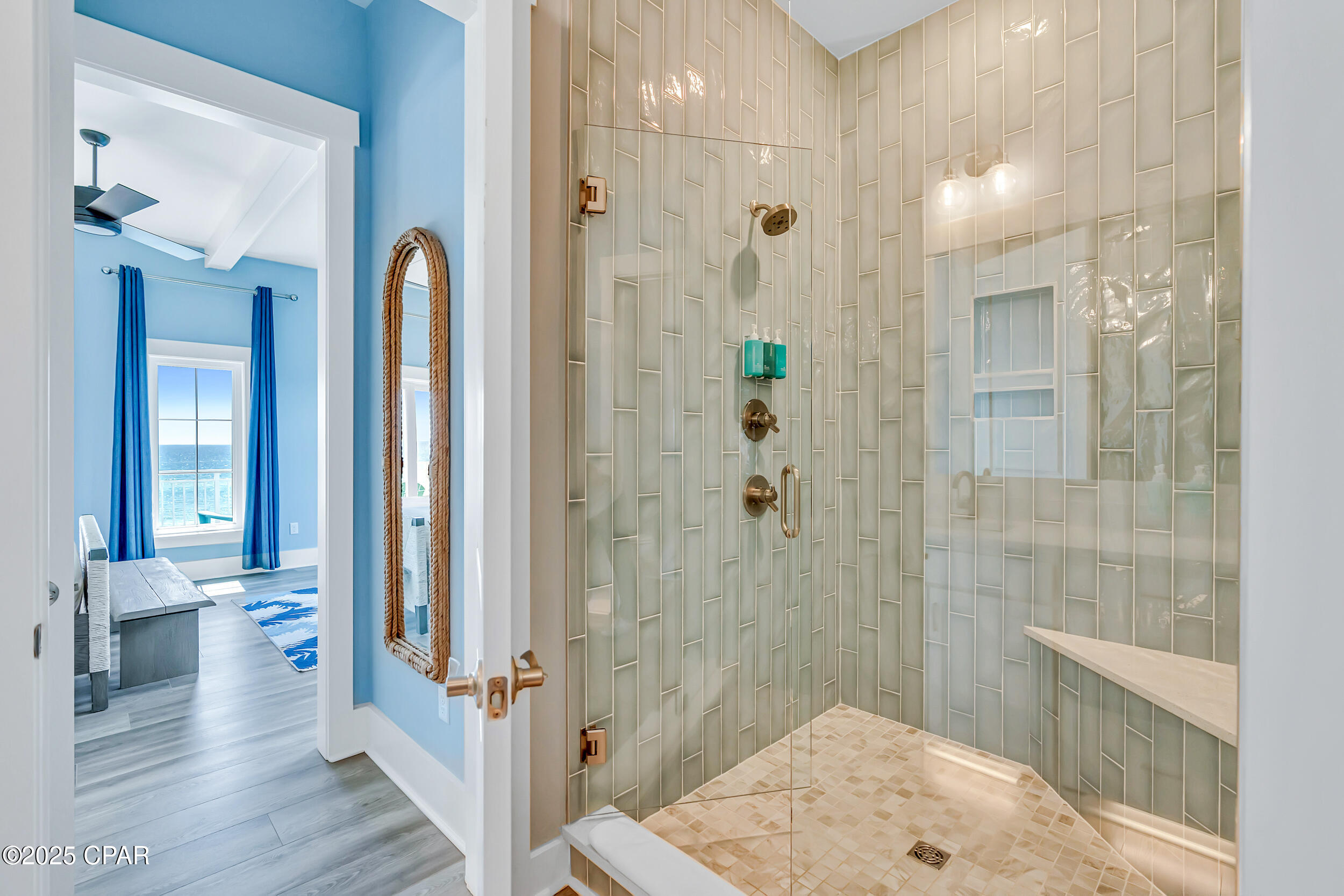 Listing photo id 81 for 13643 Front Beach Road