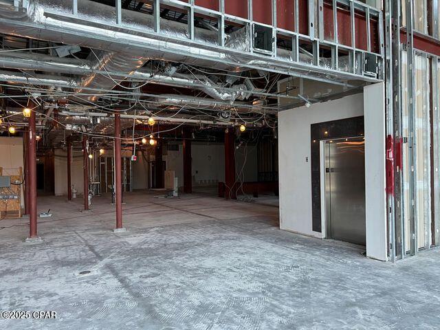 Listing photo id 12 for 533 11th Street Street