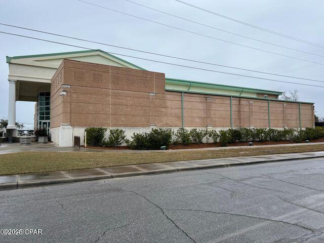 Image 15 For 533 11th Street Street