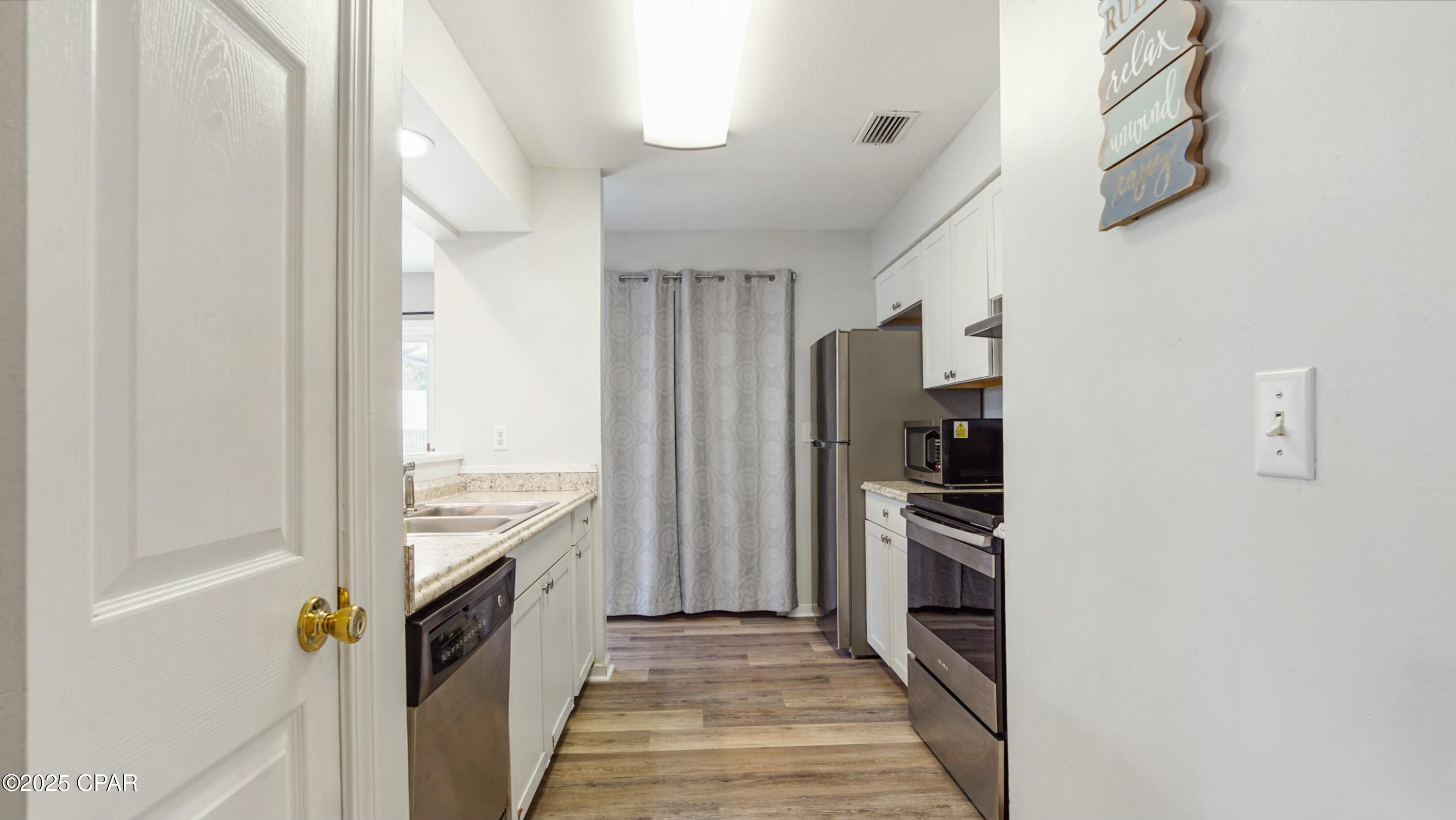 Image 12 For 21506 Dolphin Avenue