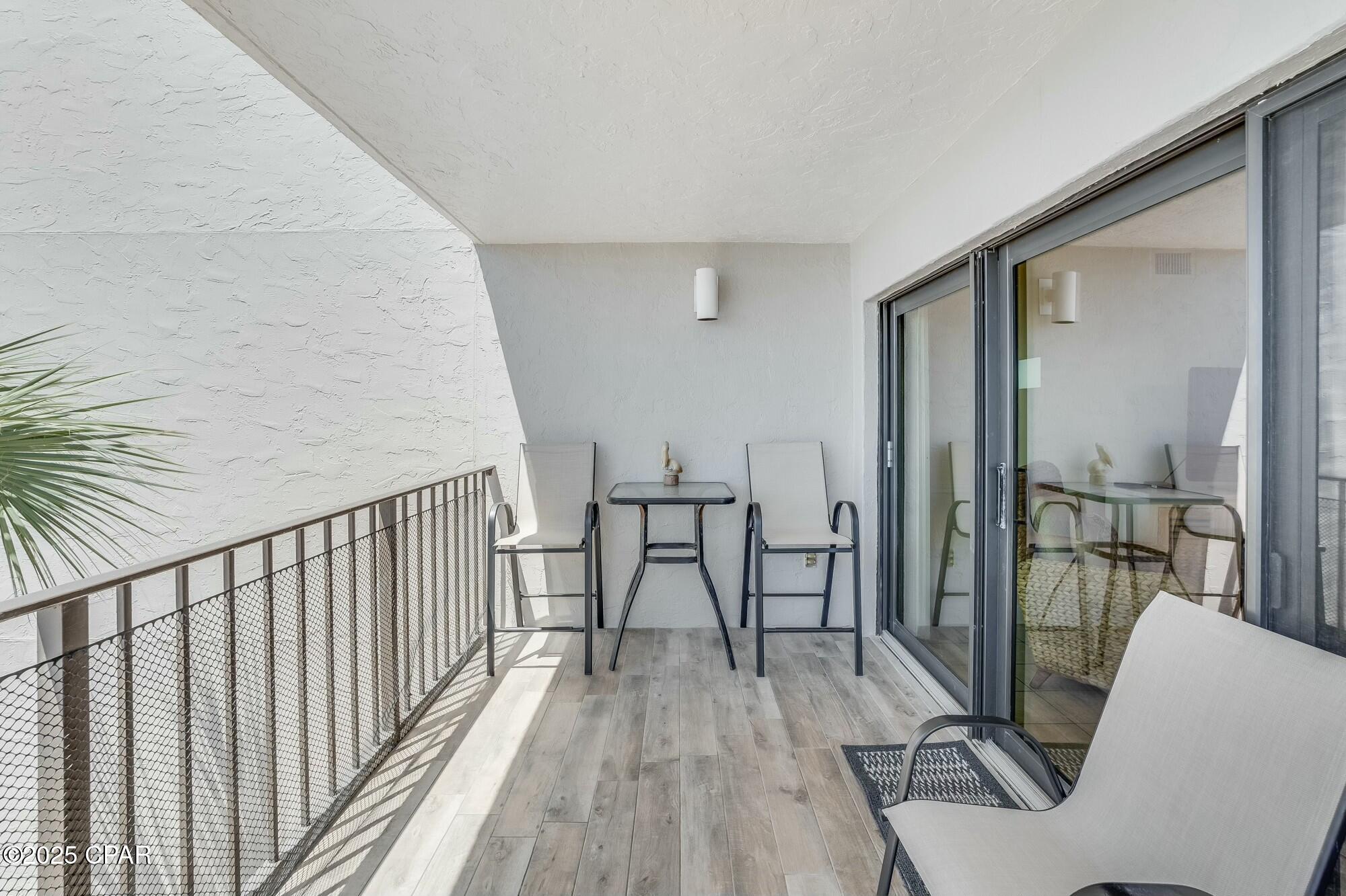 Image 26 For 8815 Thomas  305