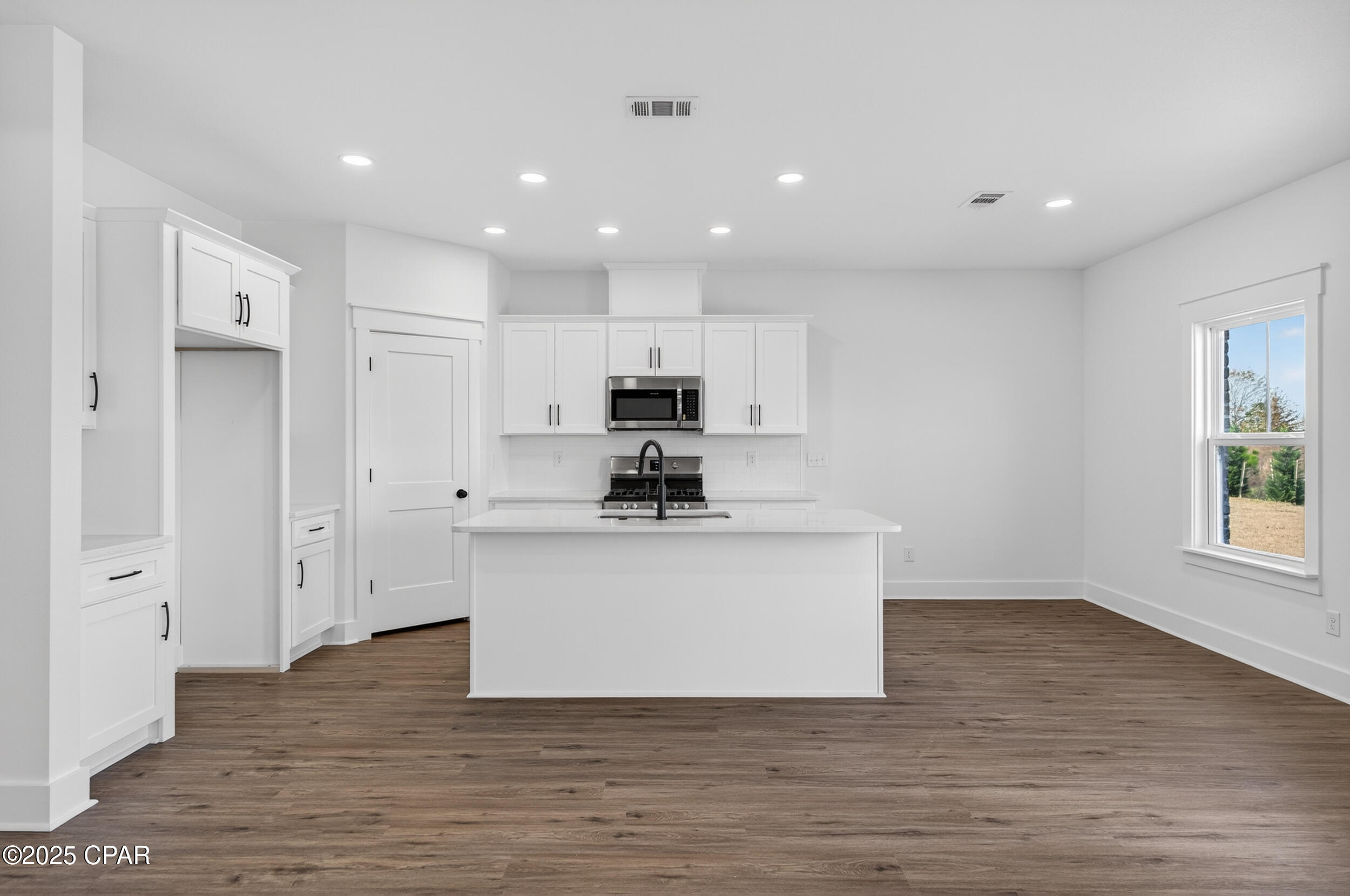 Image 10 For 3078 Lucky Farm Lane