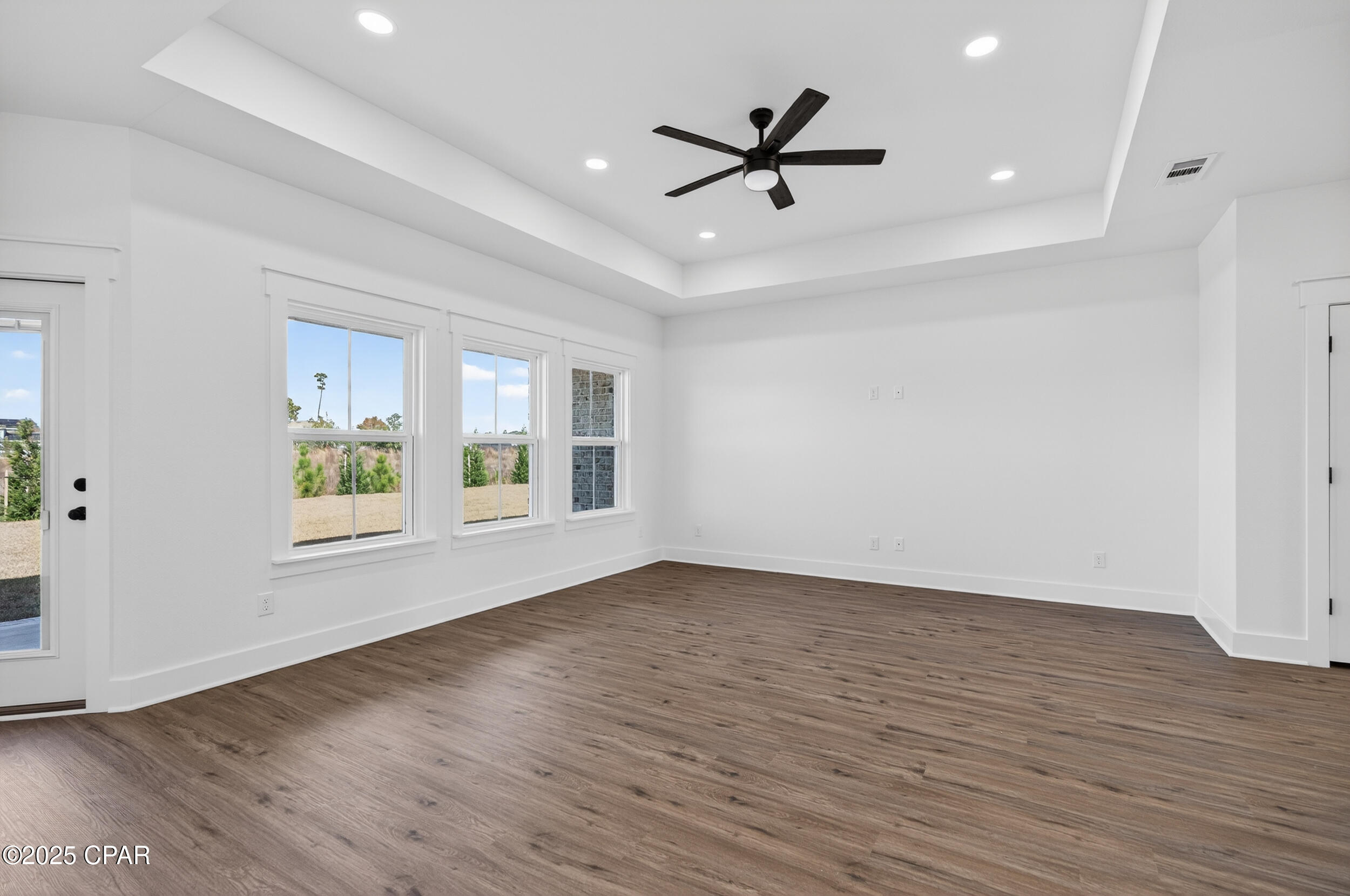 Image 5 For 3078 Lucky Farm Lane