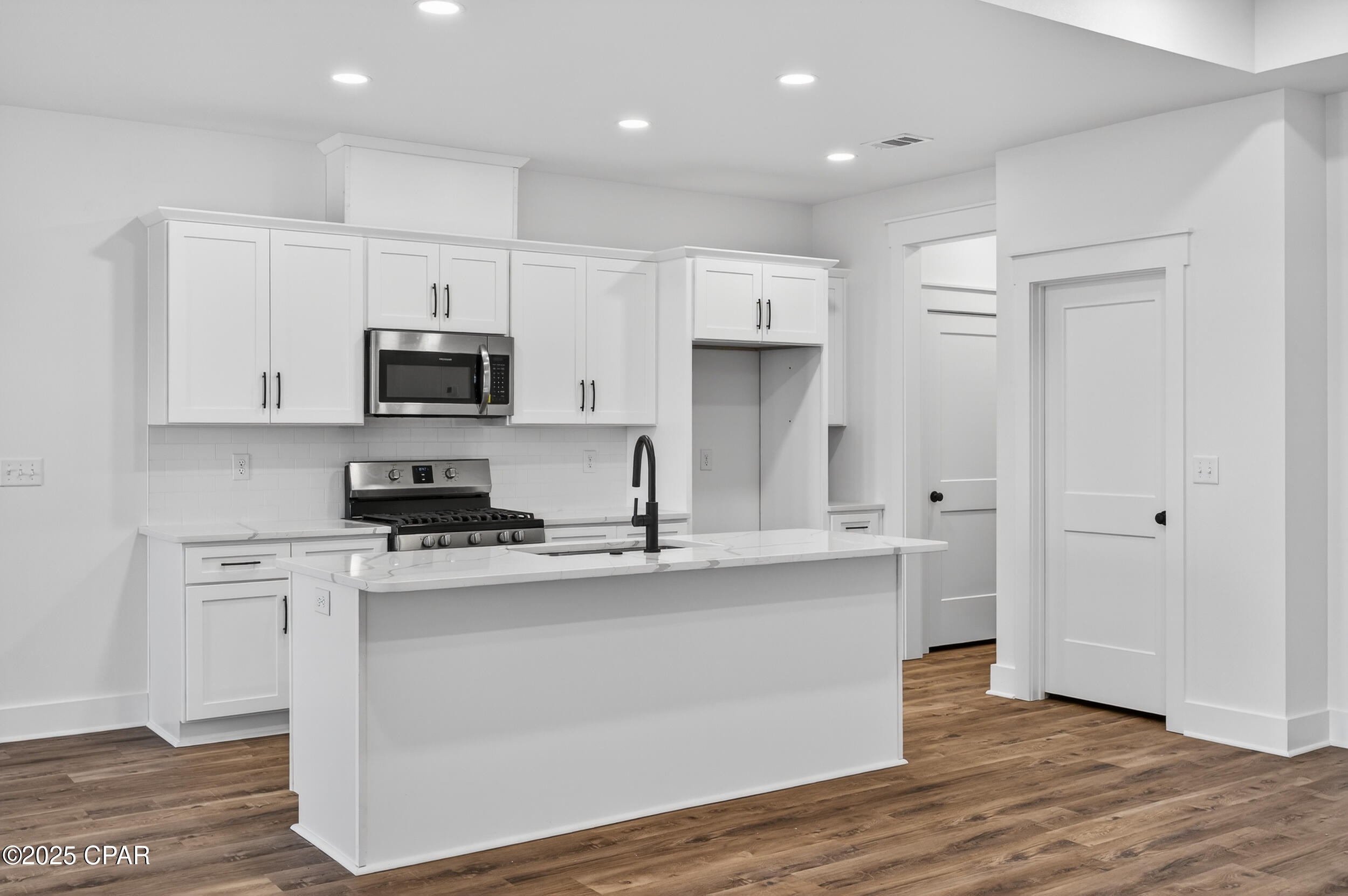 Image 10 For 3082 Lucky Farm Lane