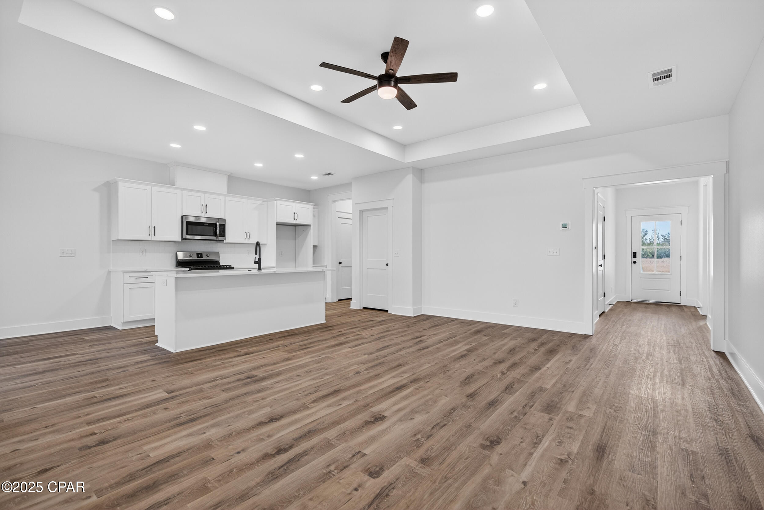 Image 11 For 3082 Lucky Farm Lane