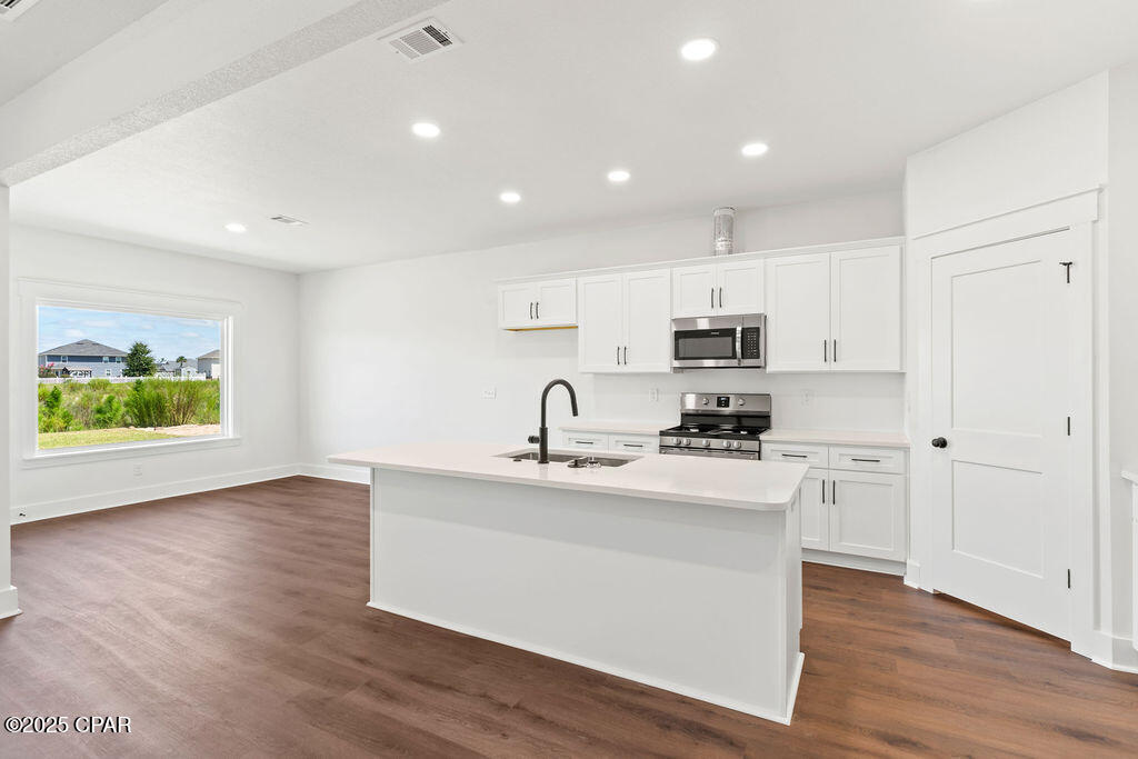 Image 8 For 3074 Lucky Farm Lane