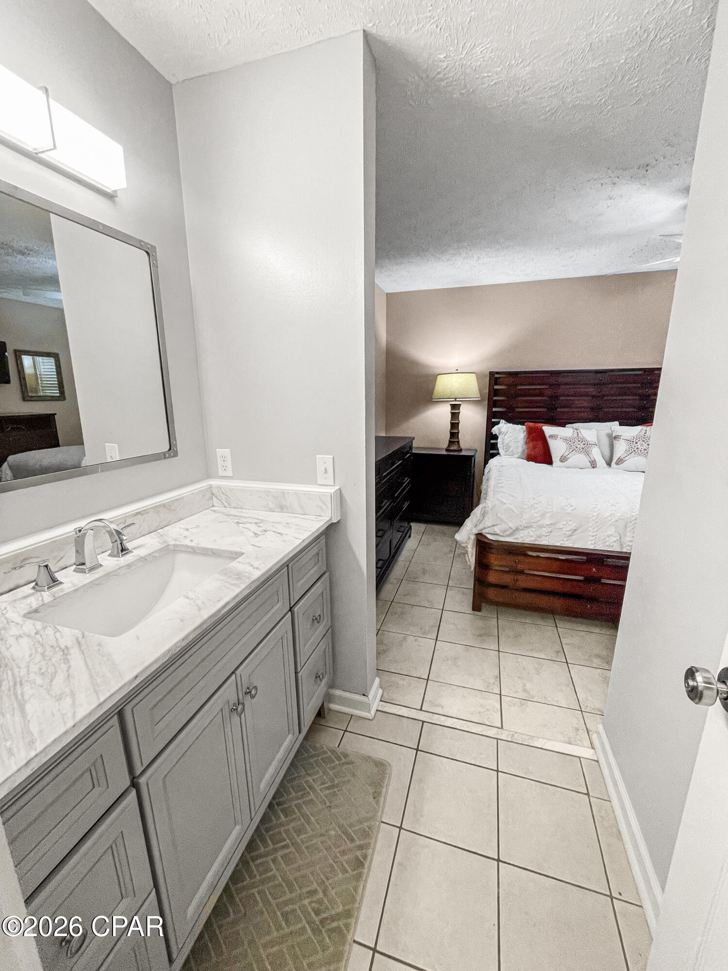 Image 16 For 17462 Front Beach  60202