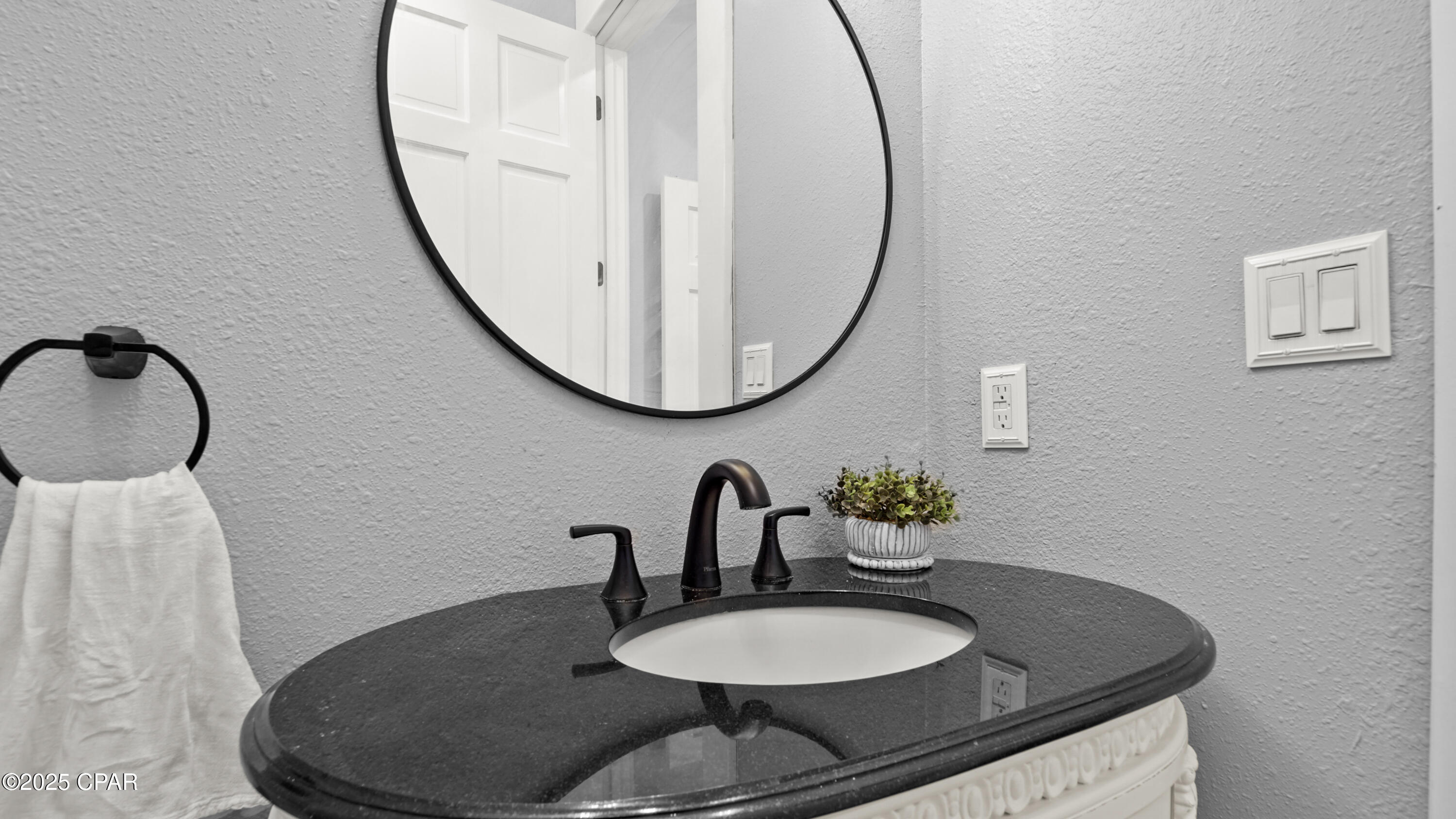 Image 23 For 24197 Pine Tree Trail